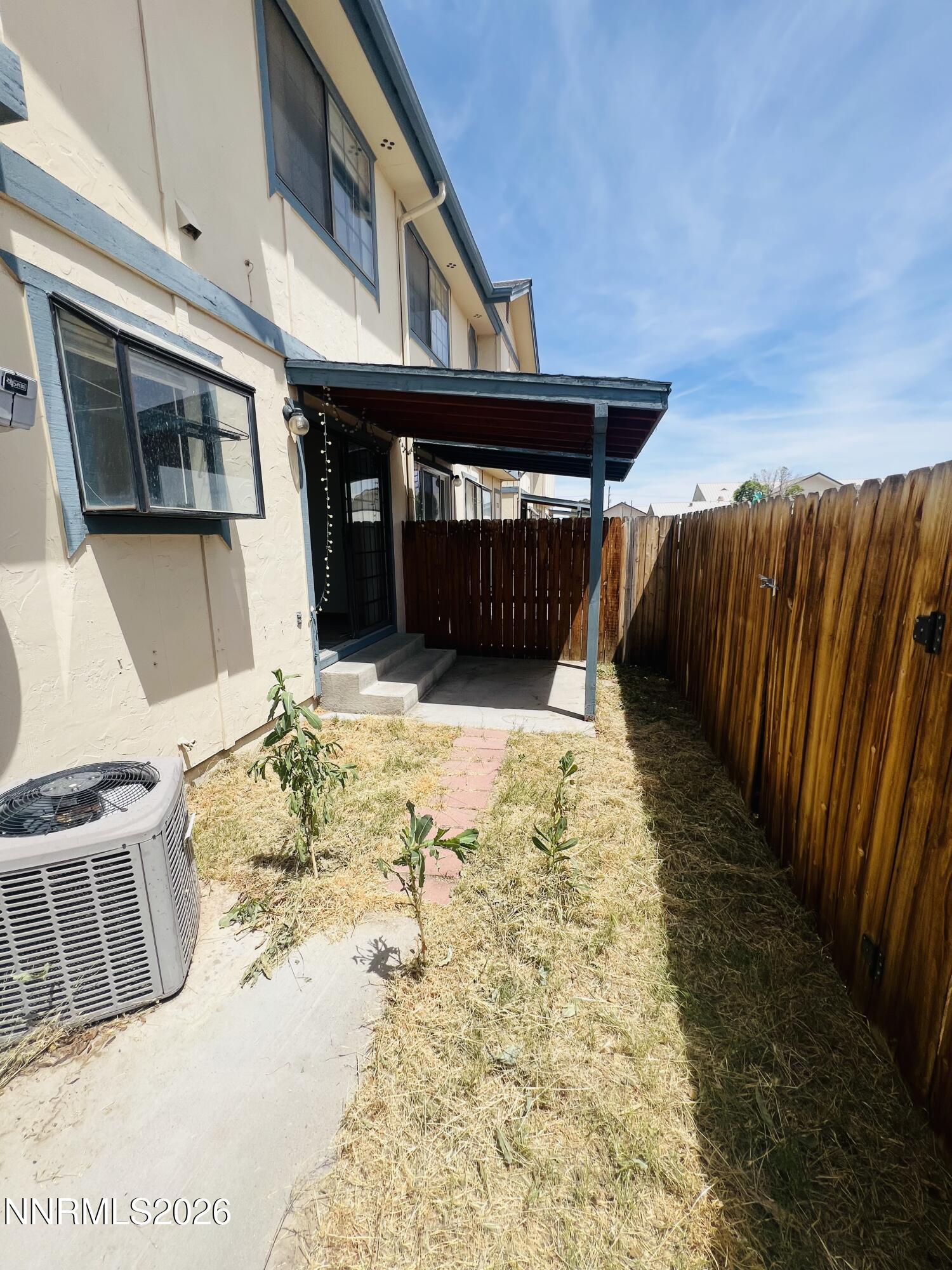 861 W Center Street Property Photo 11