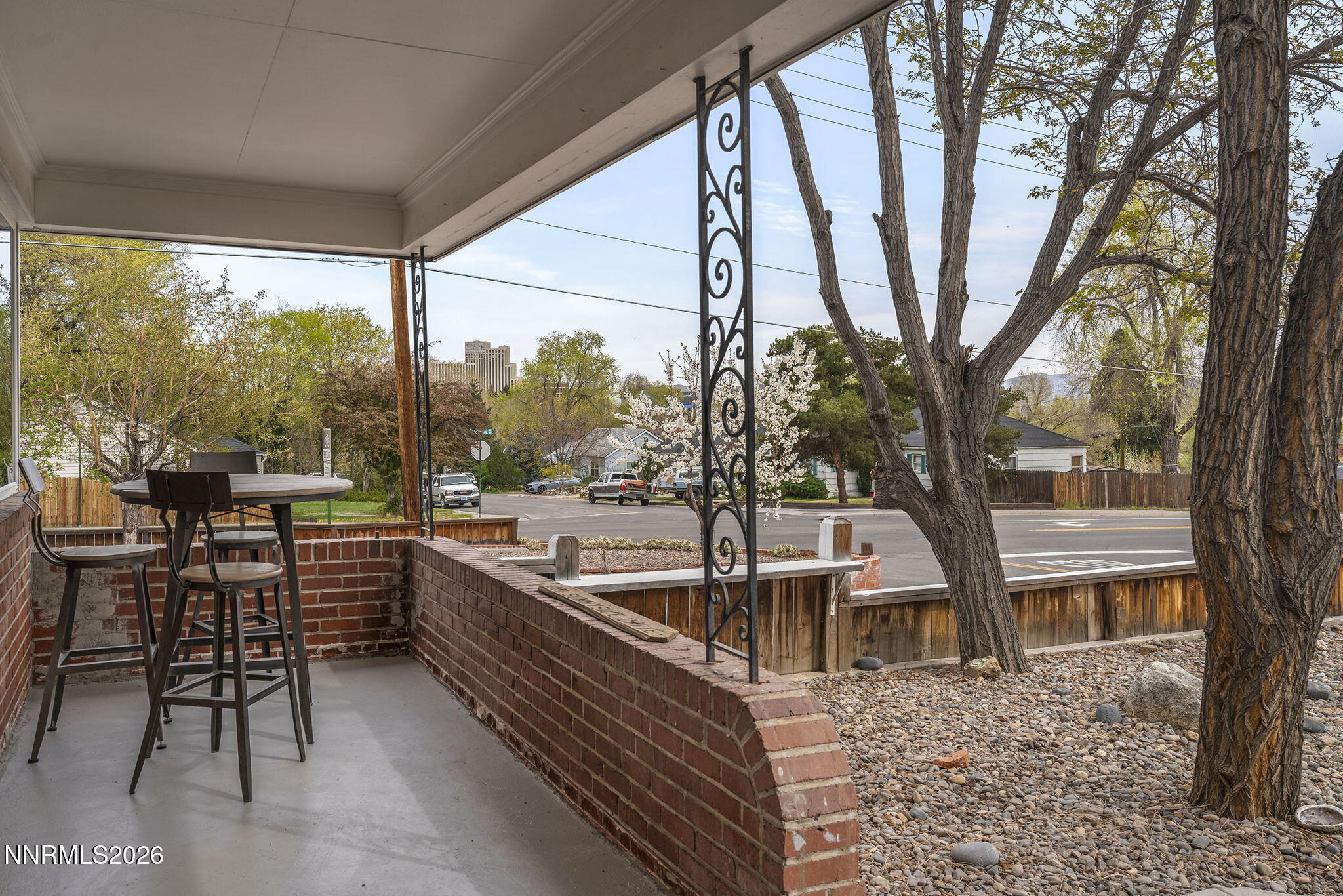 201 Sunnyside Drive Property Photo 6