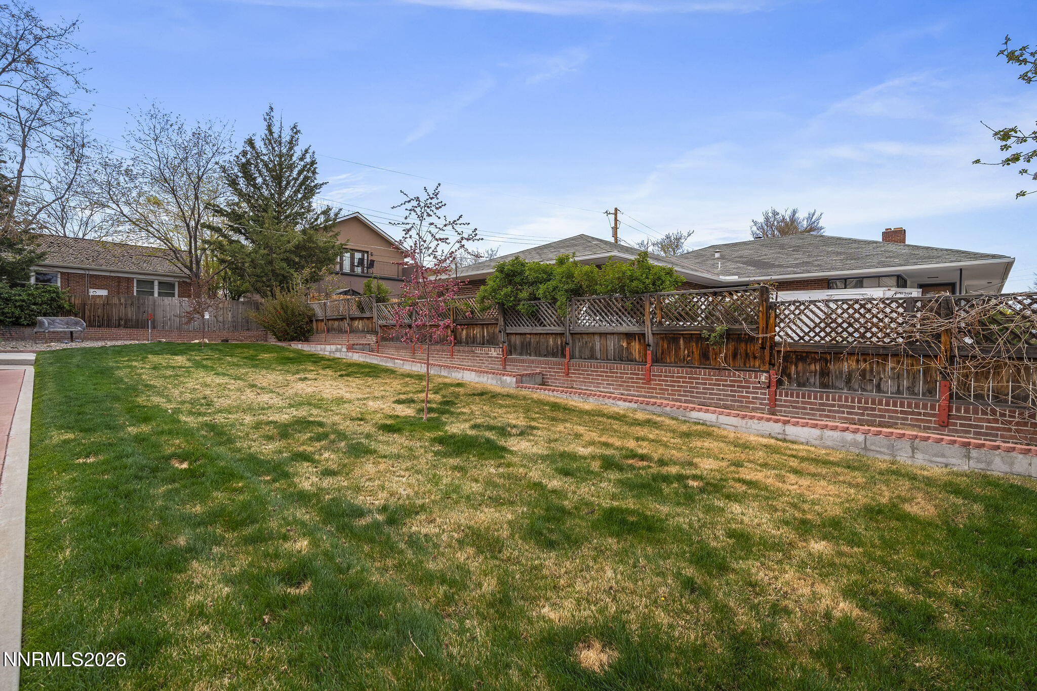 201 Sunnyside Drive Property Photo 43