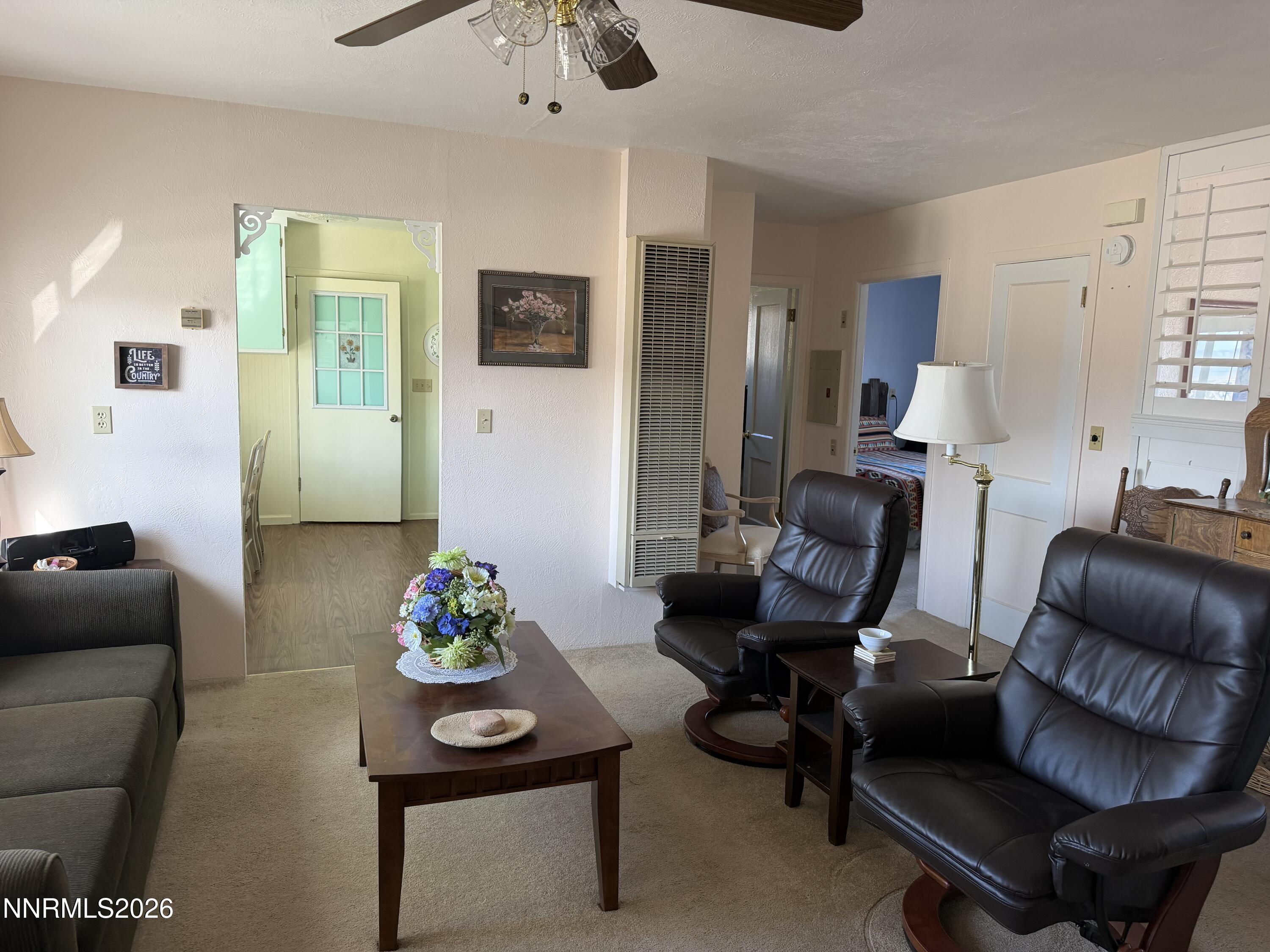 100 Larson Boulevard Property Photo 8