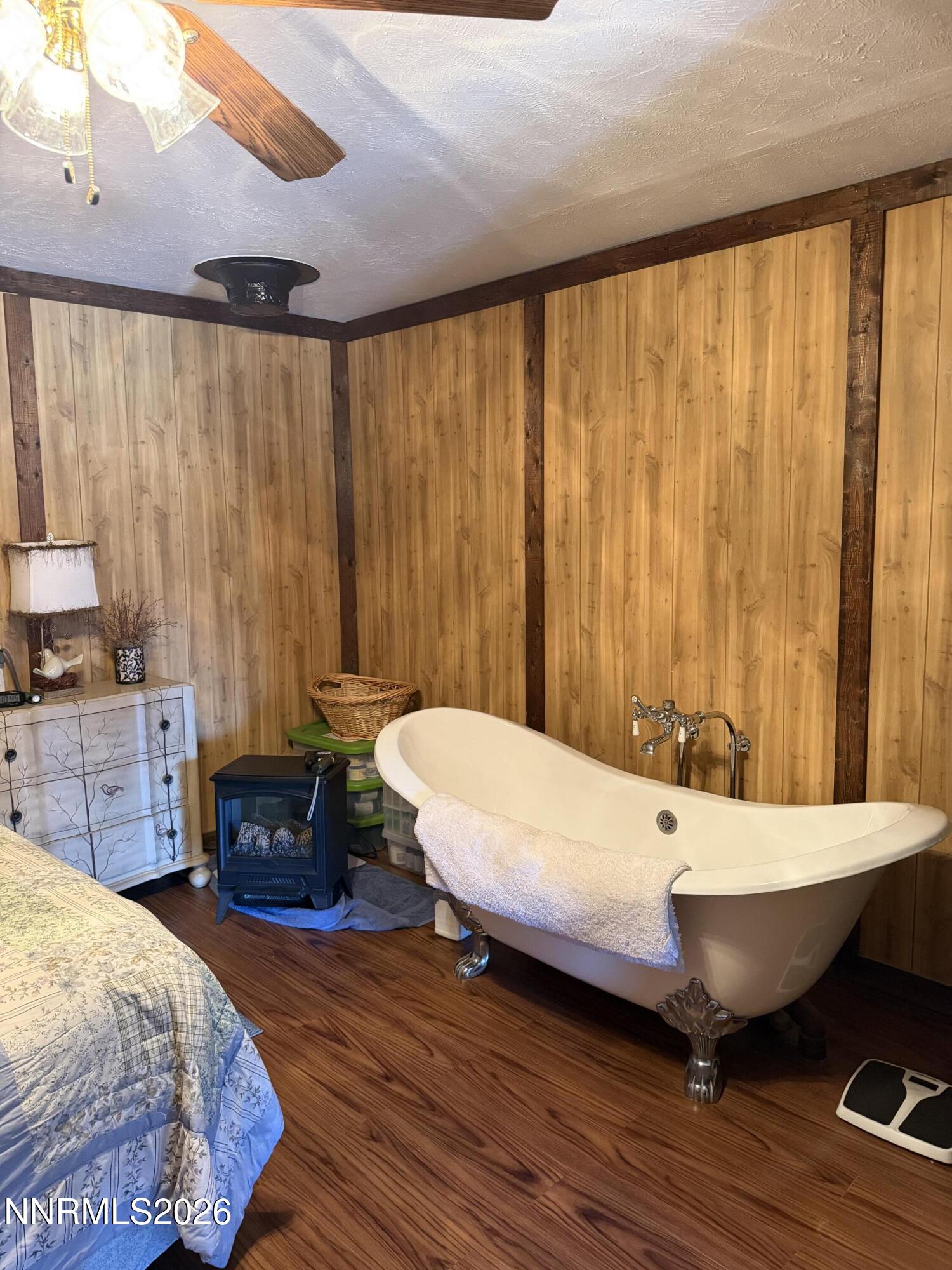 100 Larson Boulevard Property Photo 25