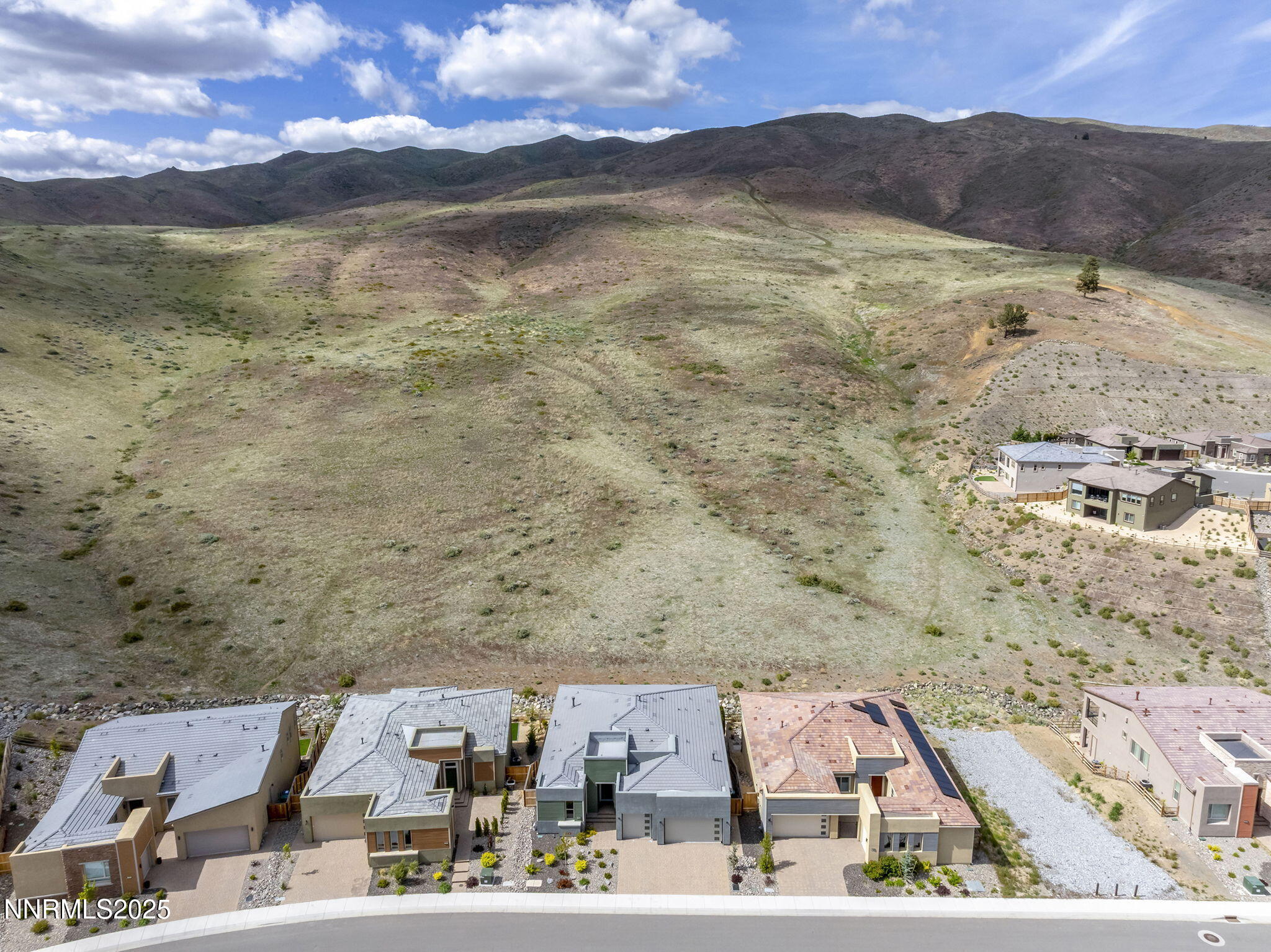 9129 Wild Skies Way Property Photo 6