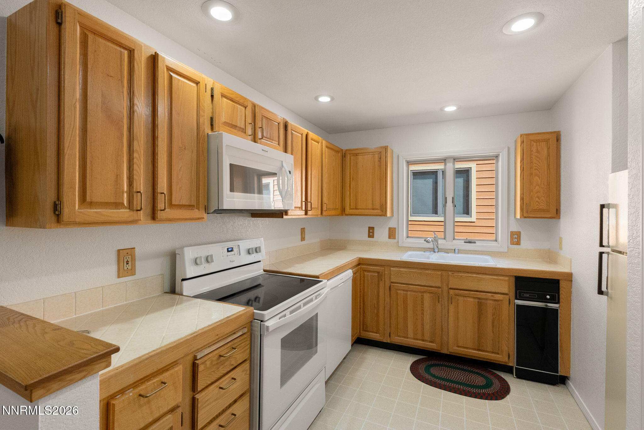 120 Village Boulevard Unit 121 Property Photo 5