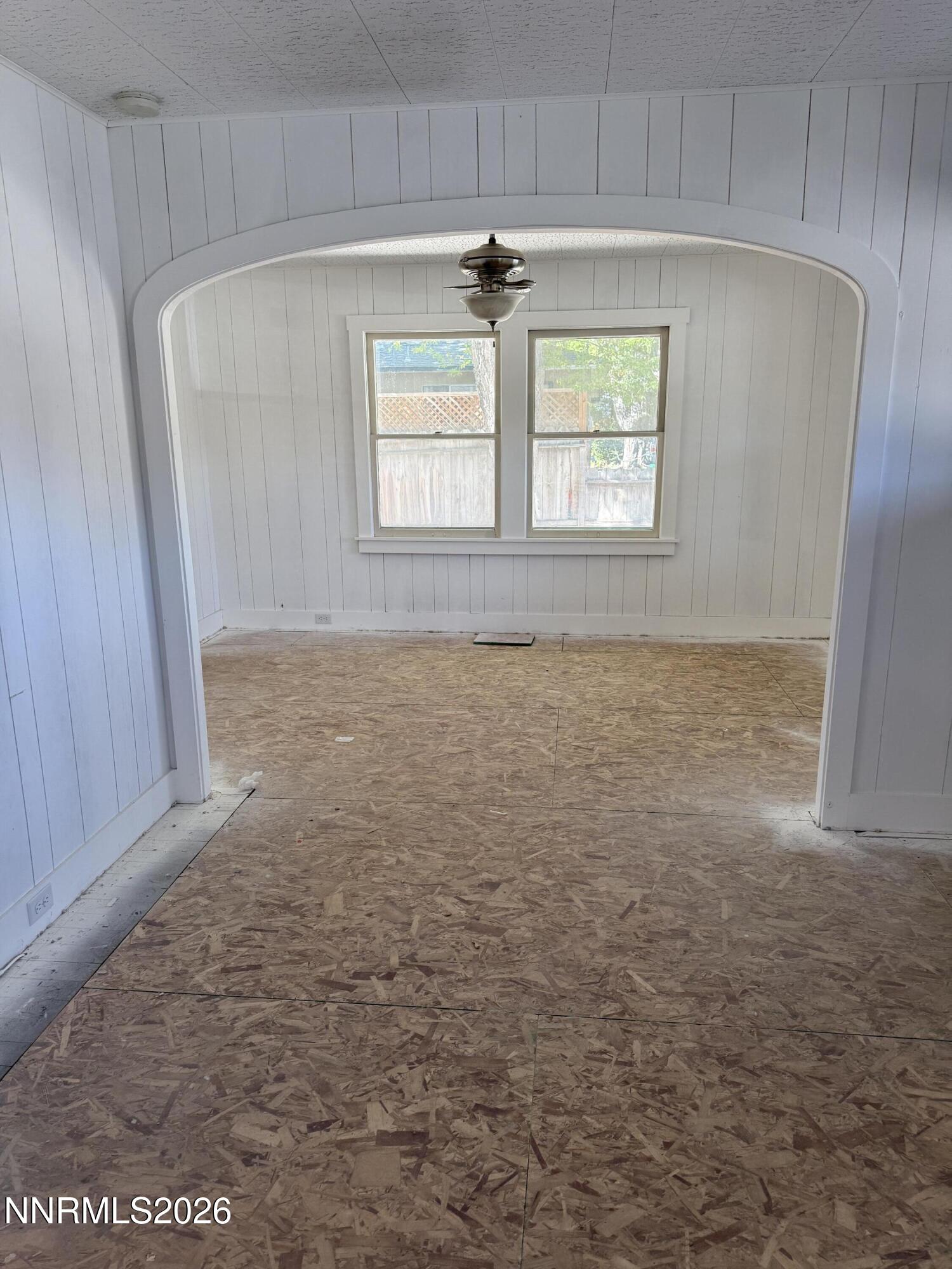 415 E Lee Street Property Photo 6