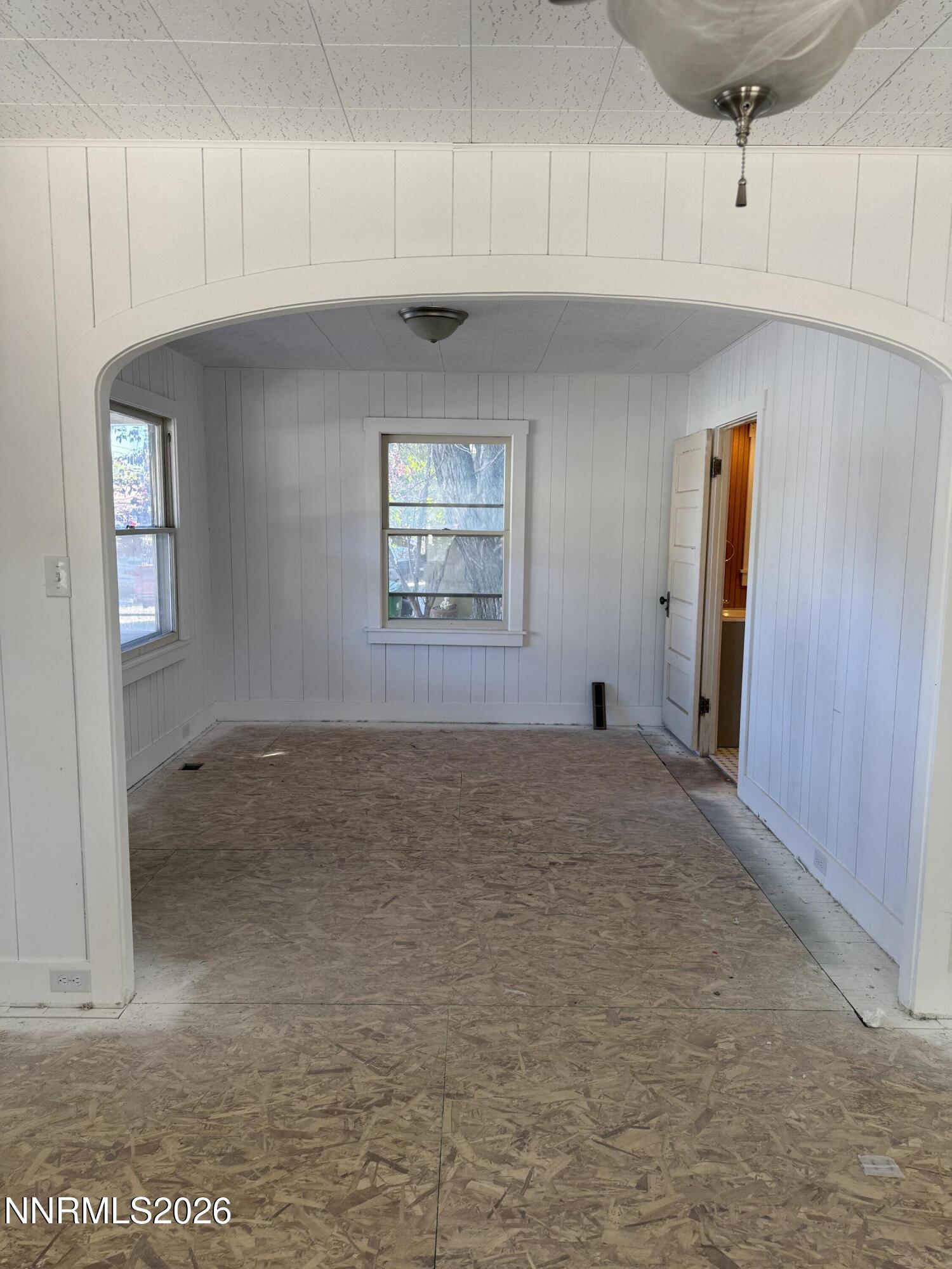 415 E Lee Street Property Photo 7