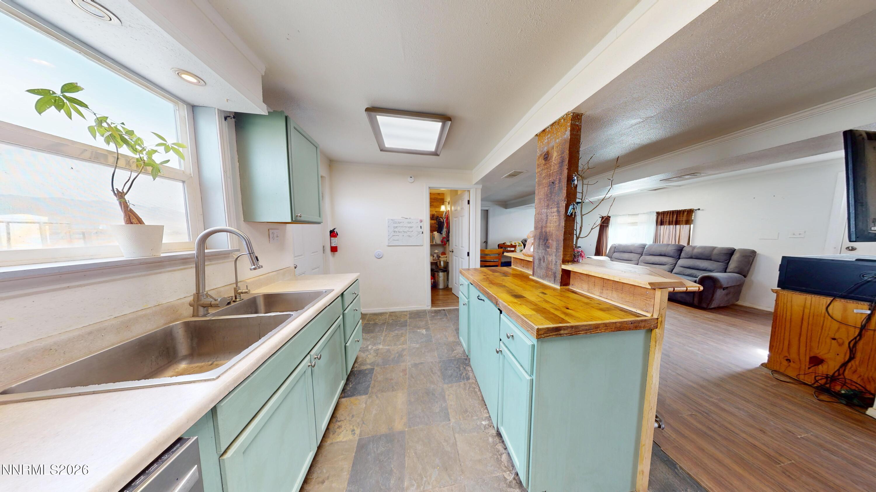 5355 Godchaux Road Property Photo 14