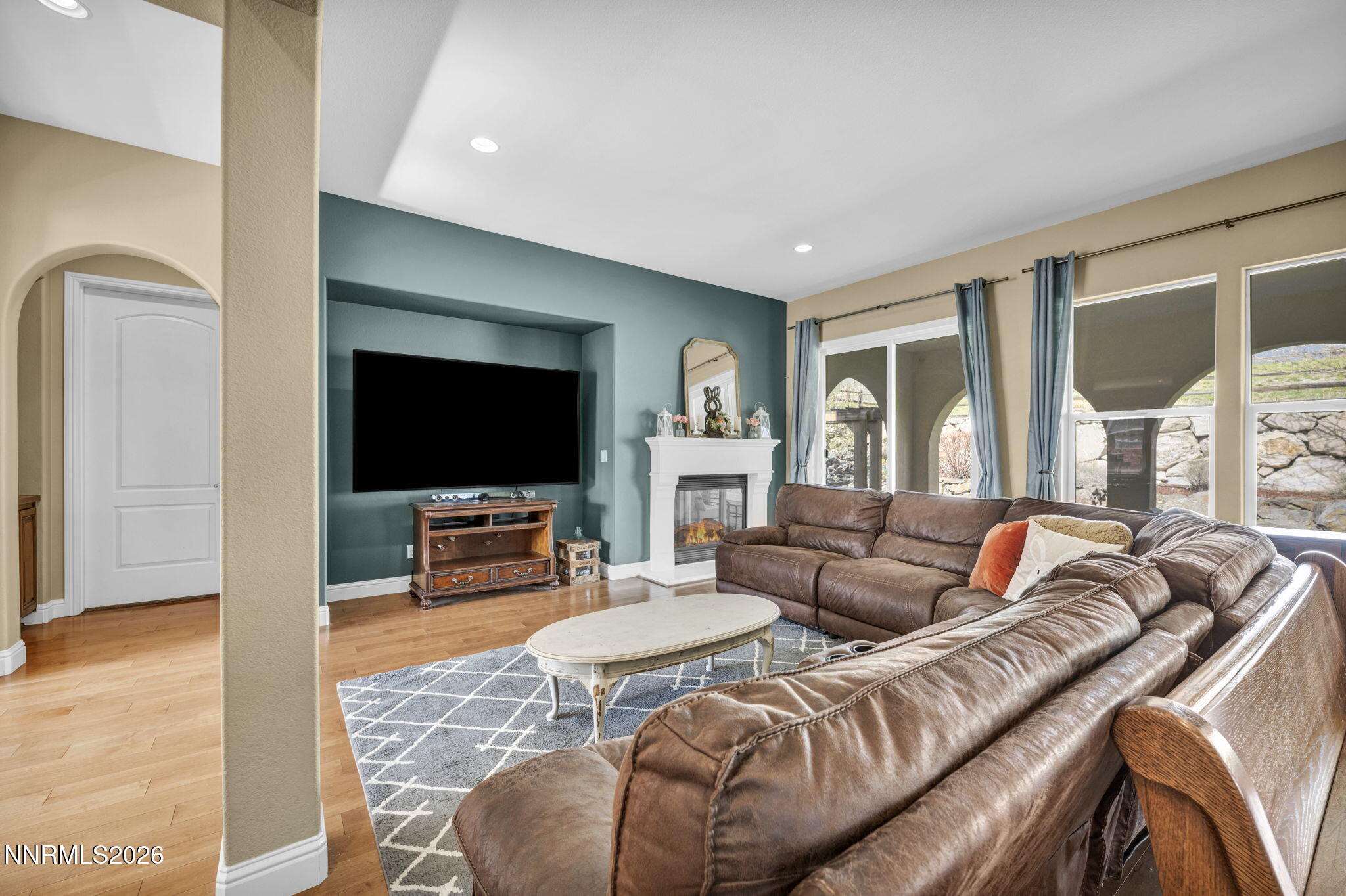 2862 Voight Canyon Drive Property Photo 10