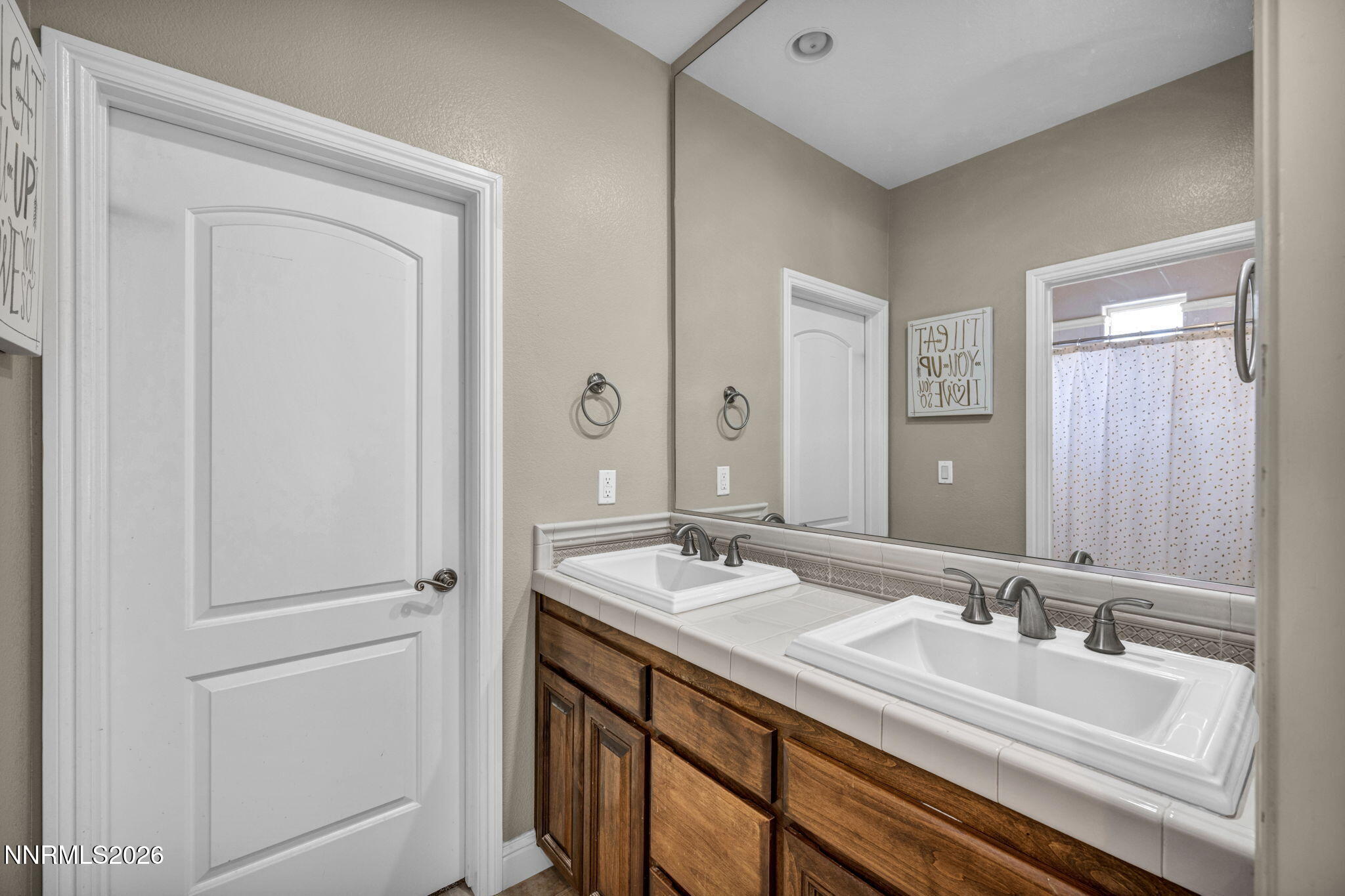 2862 Voight Canyon Drive Property Photo 21