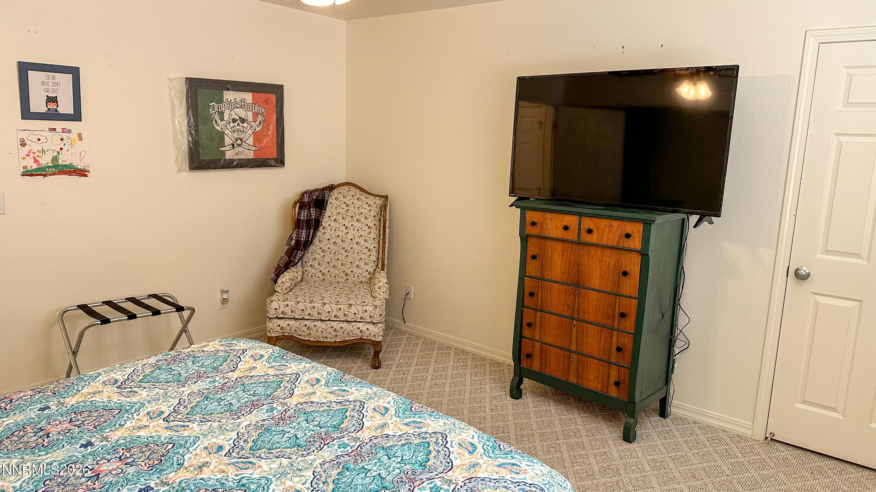 300 Mesa Way Property Photo 18