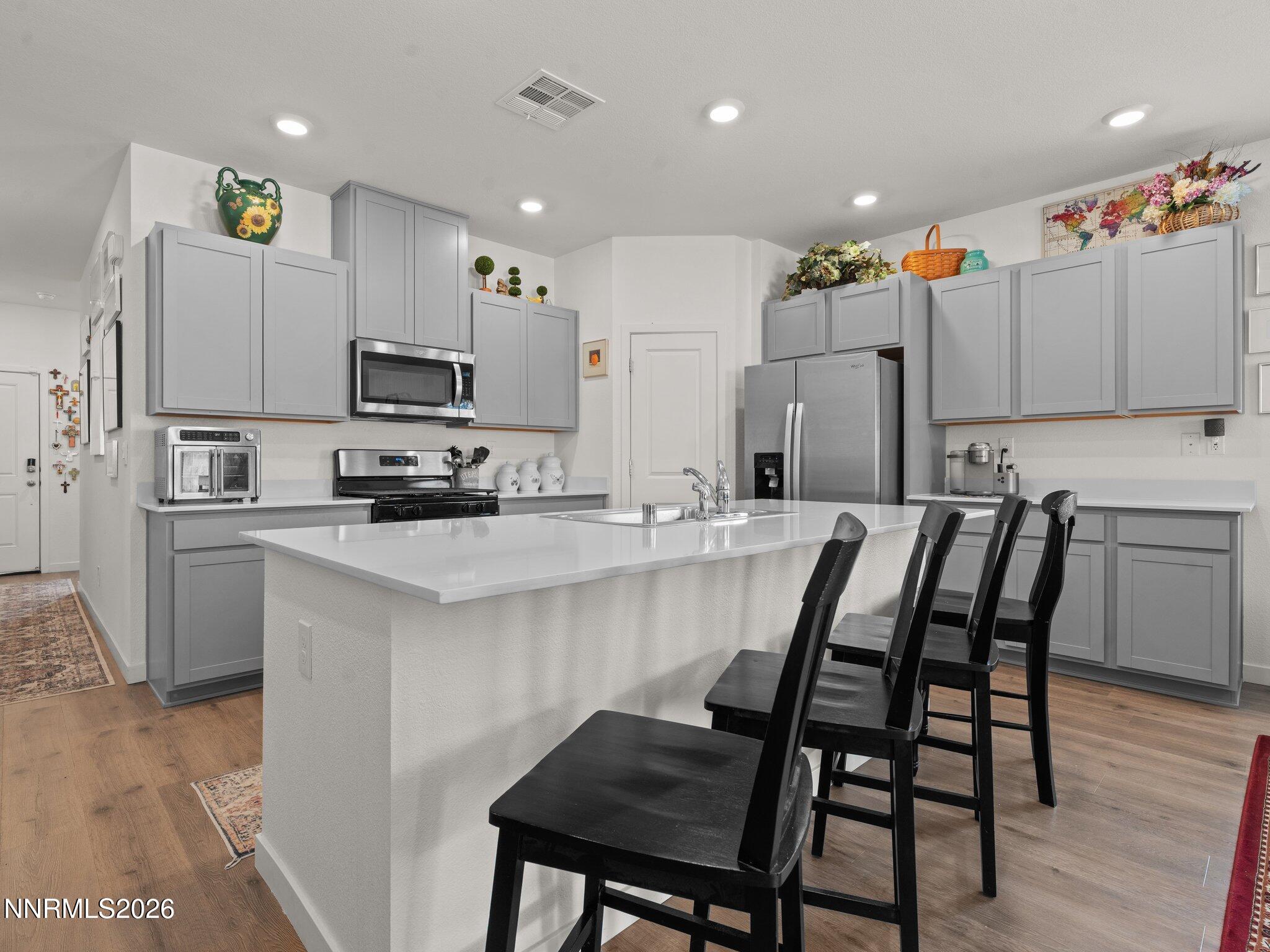 305 Mountain Spring Court Property Photo 6