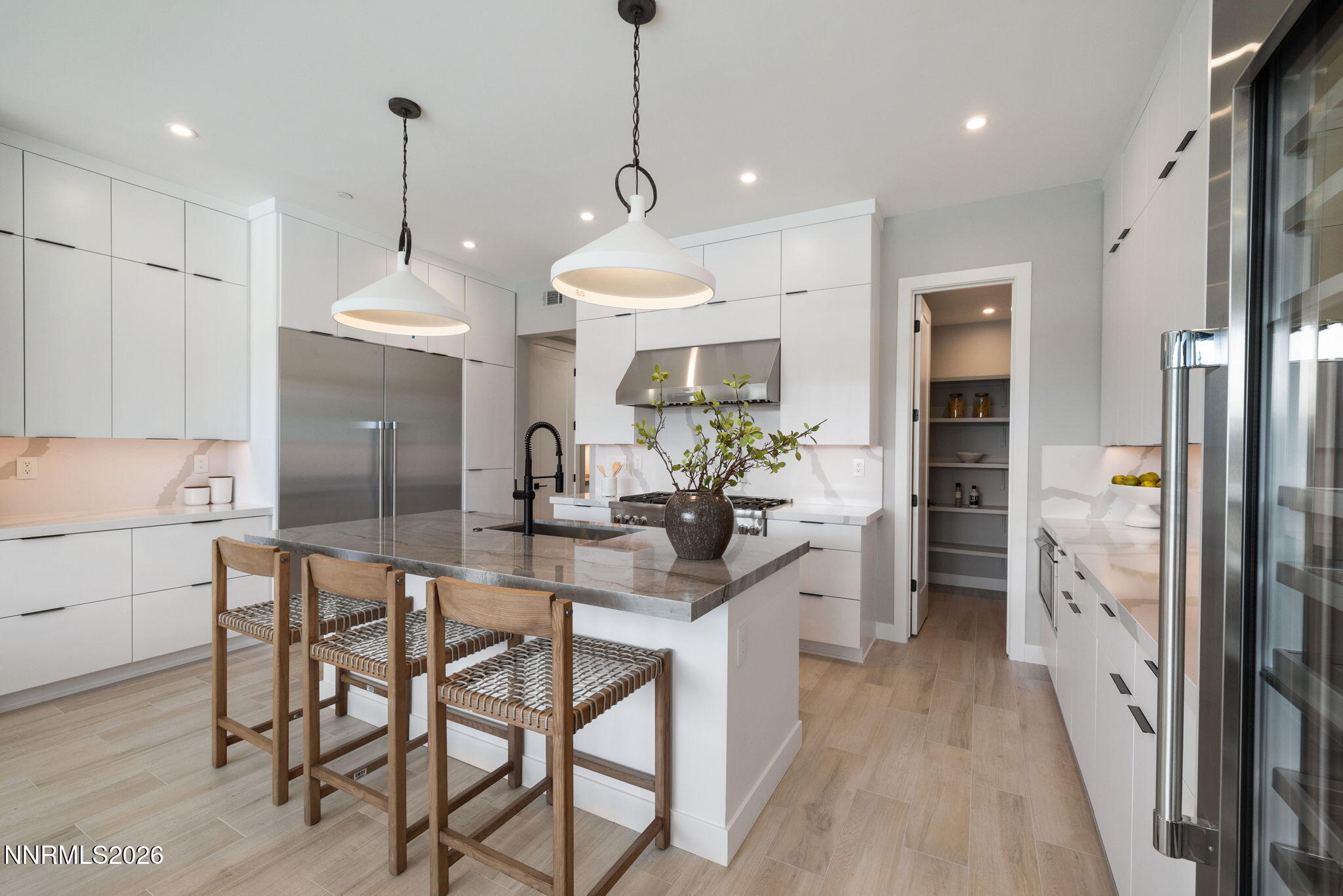 84 Caballada Street Property Photo 10