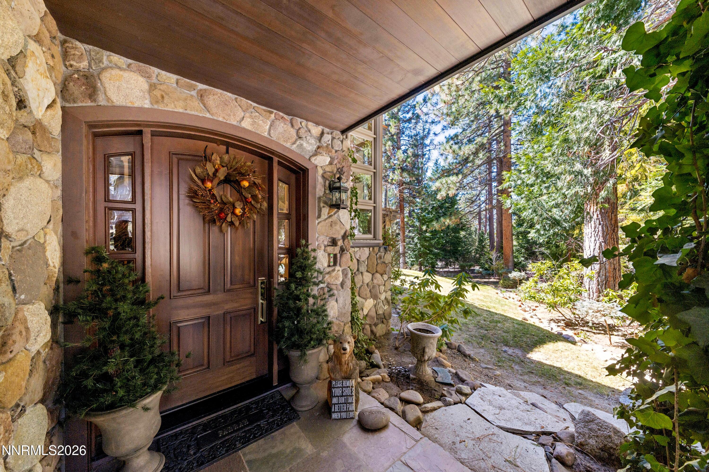 15 Kelly Circle Property Photo 7