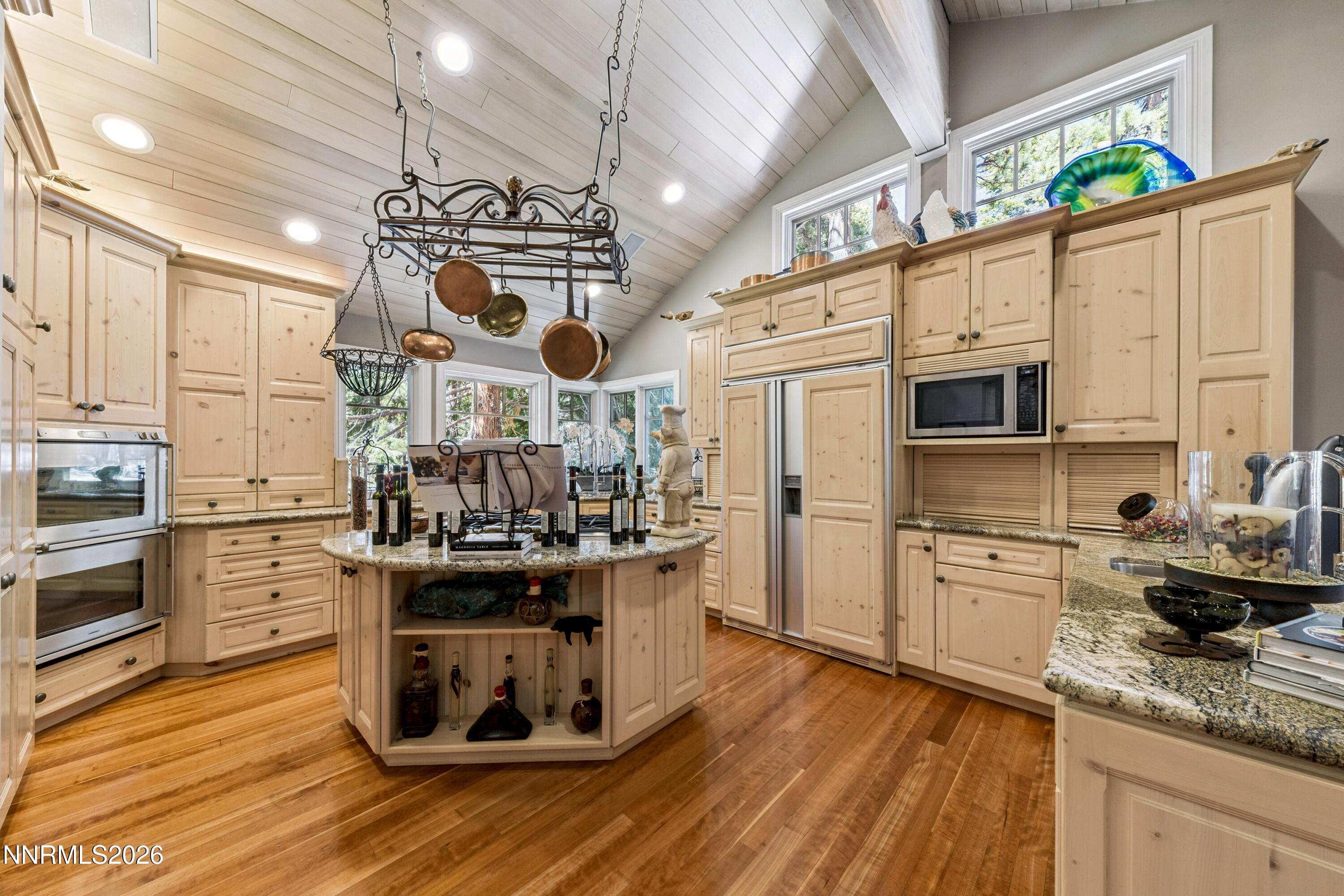 15 Kelly Circle Property Photo 18