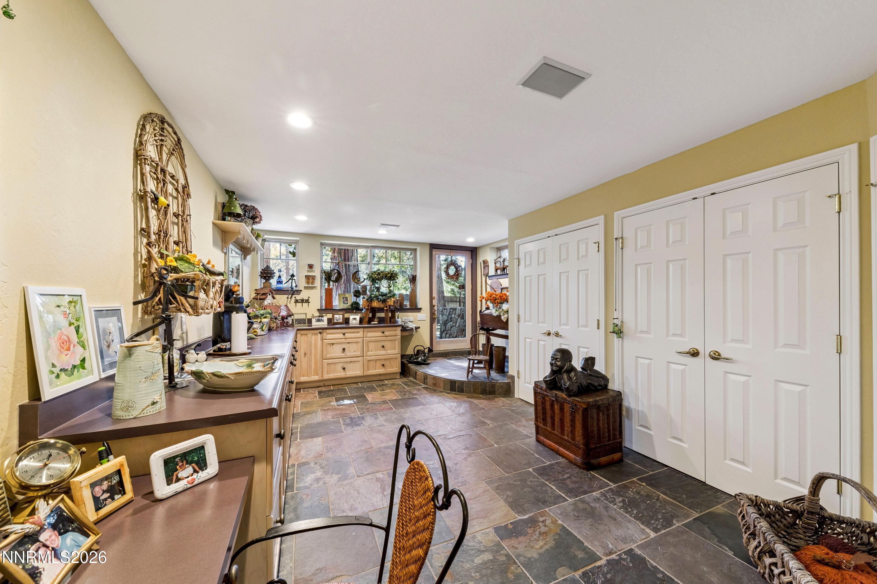 15 Kelly Circle Property Photo 49
