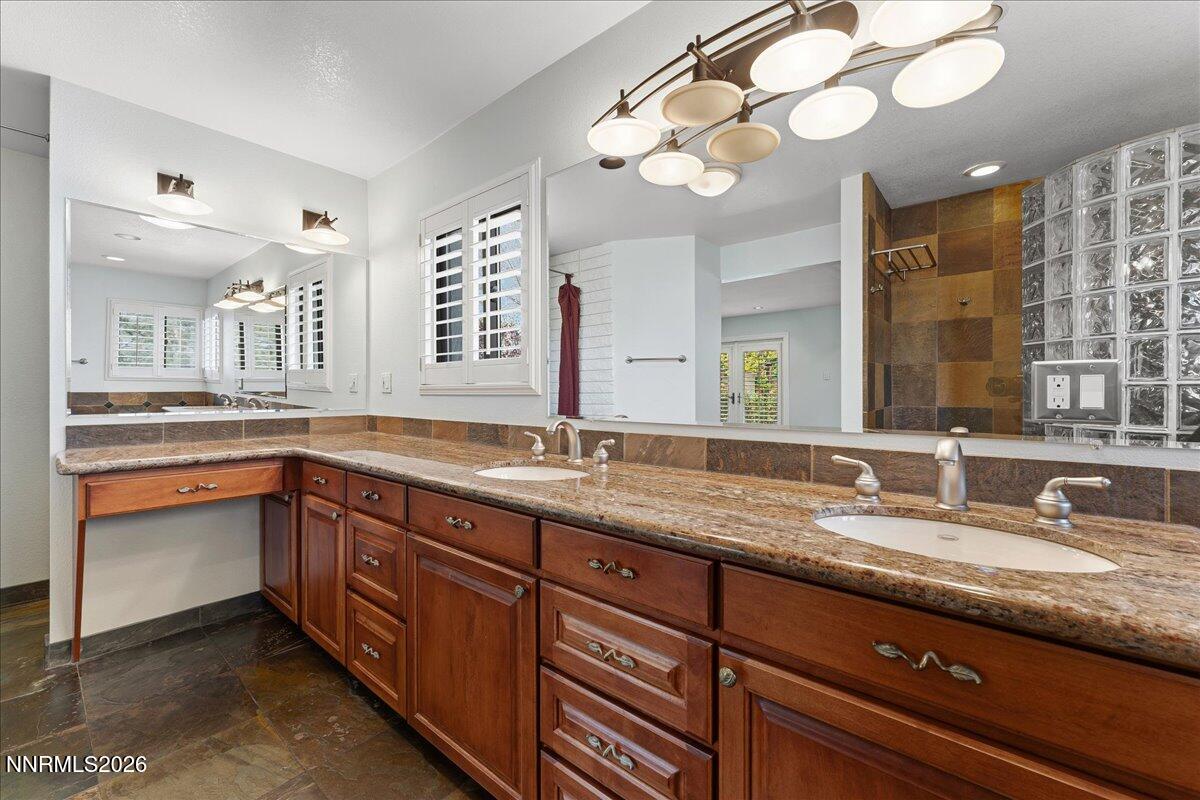 1840 Berkeley Drive Property Photo 36