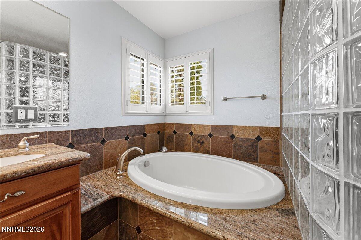 1840 Berkeley Drive Property Photo 46
