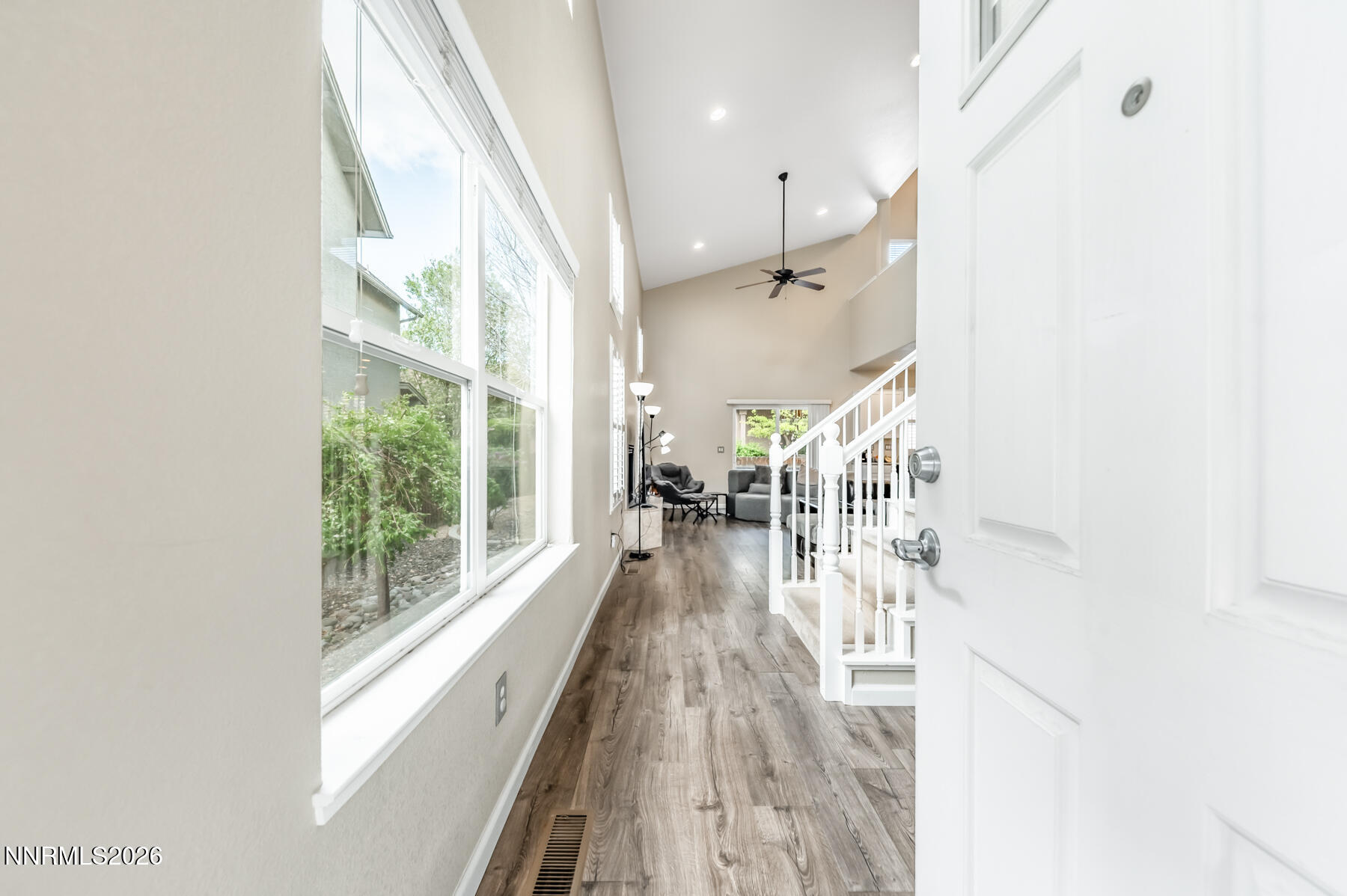 998 Marble Hills Circle Property Photo 4