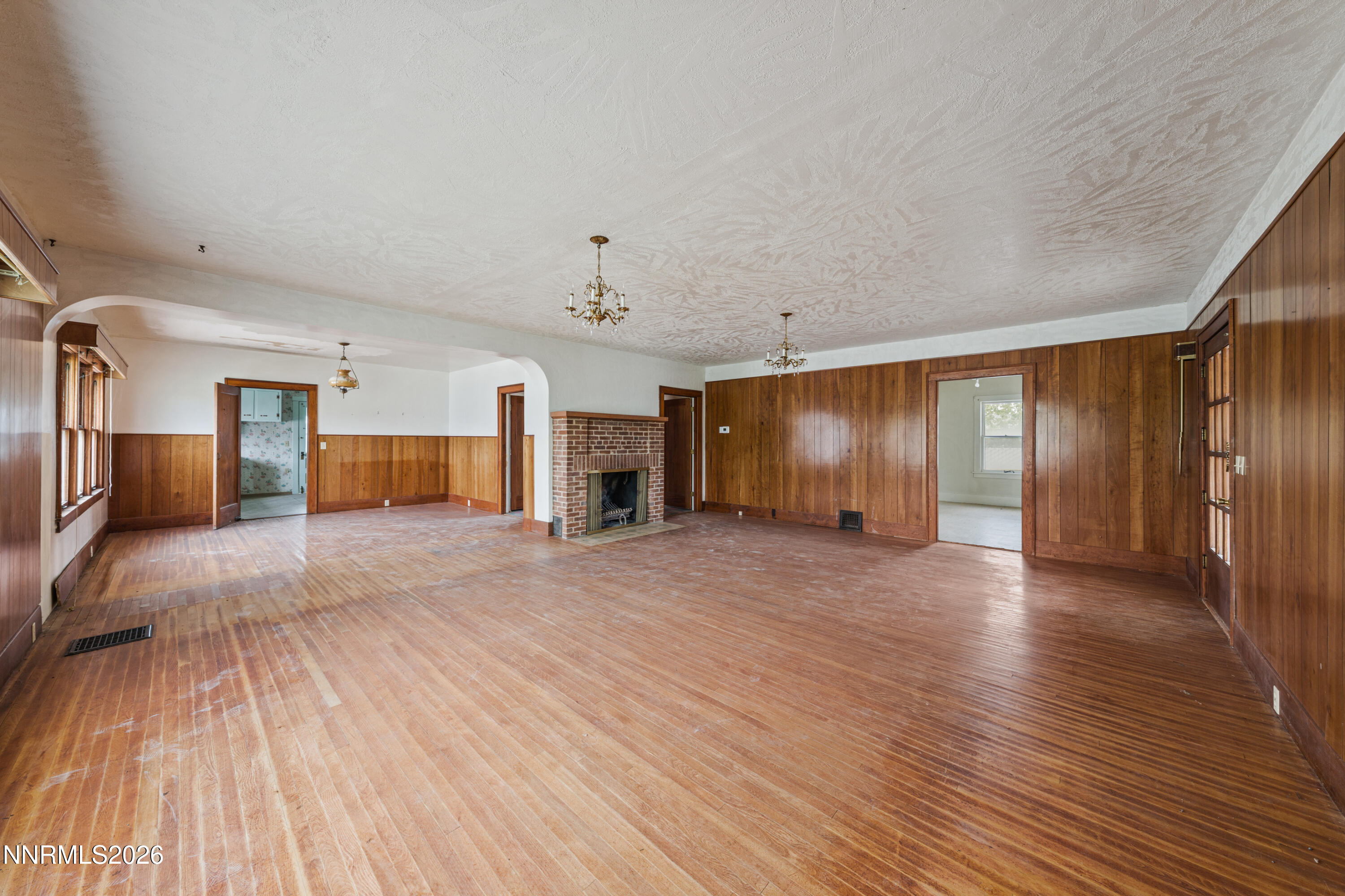 54 W 4th Street Property Photo 12