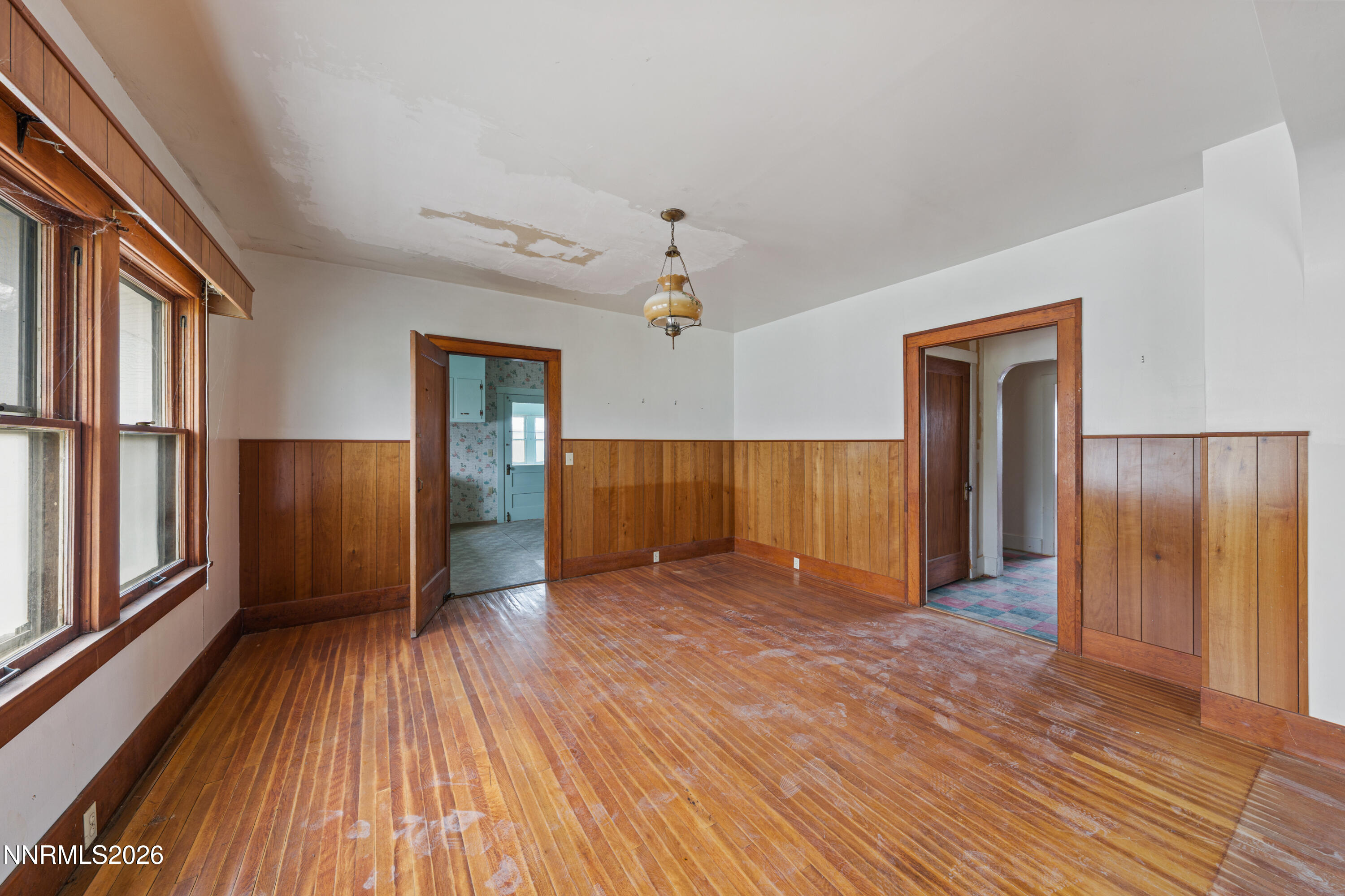 54 W 4th Street Property Photo 14