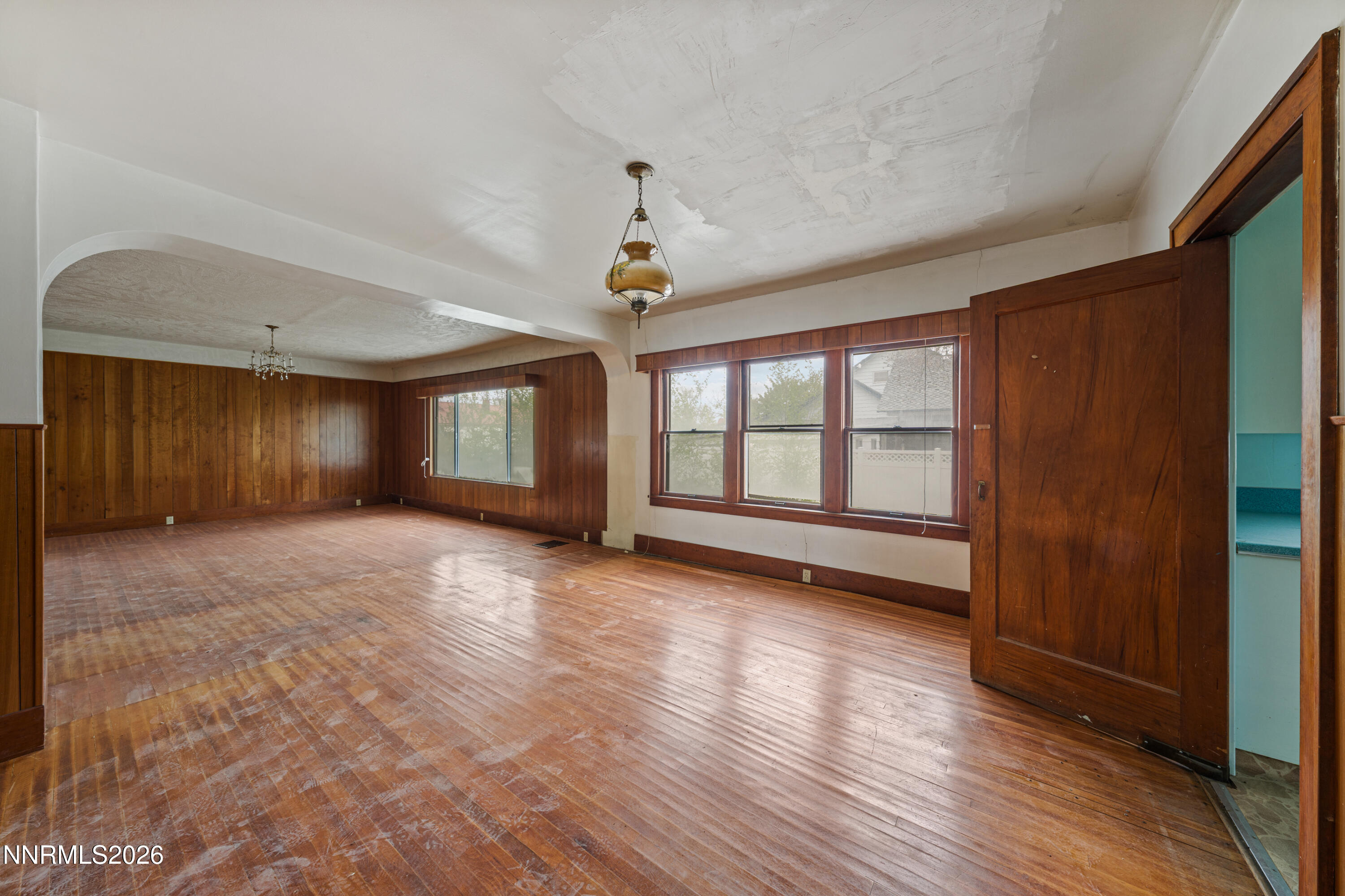 54 W 4th Street Property Photo 15