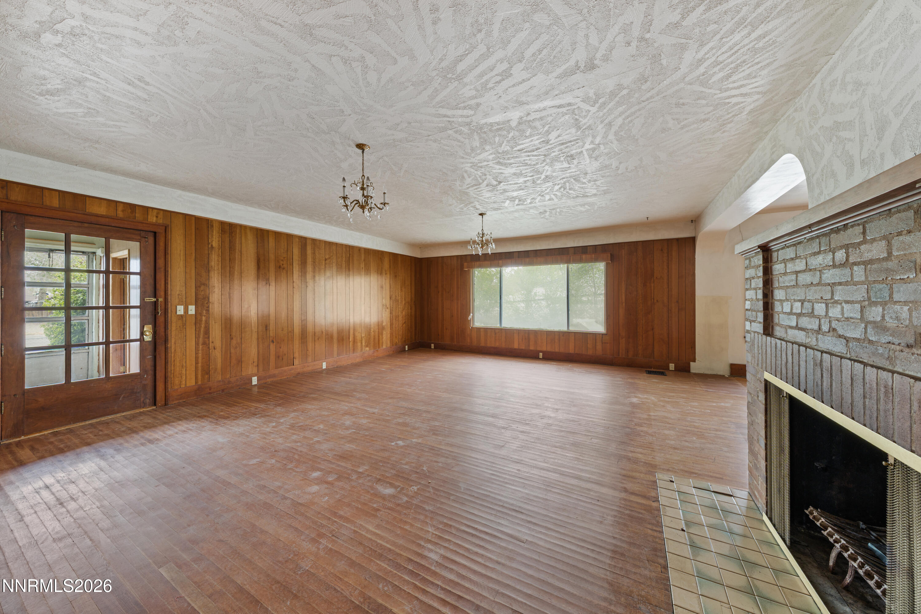 54 W 4th Street Property Photo 16