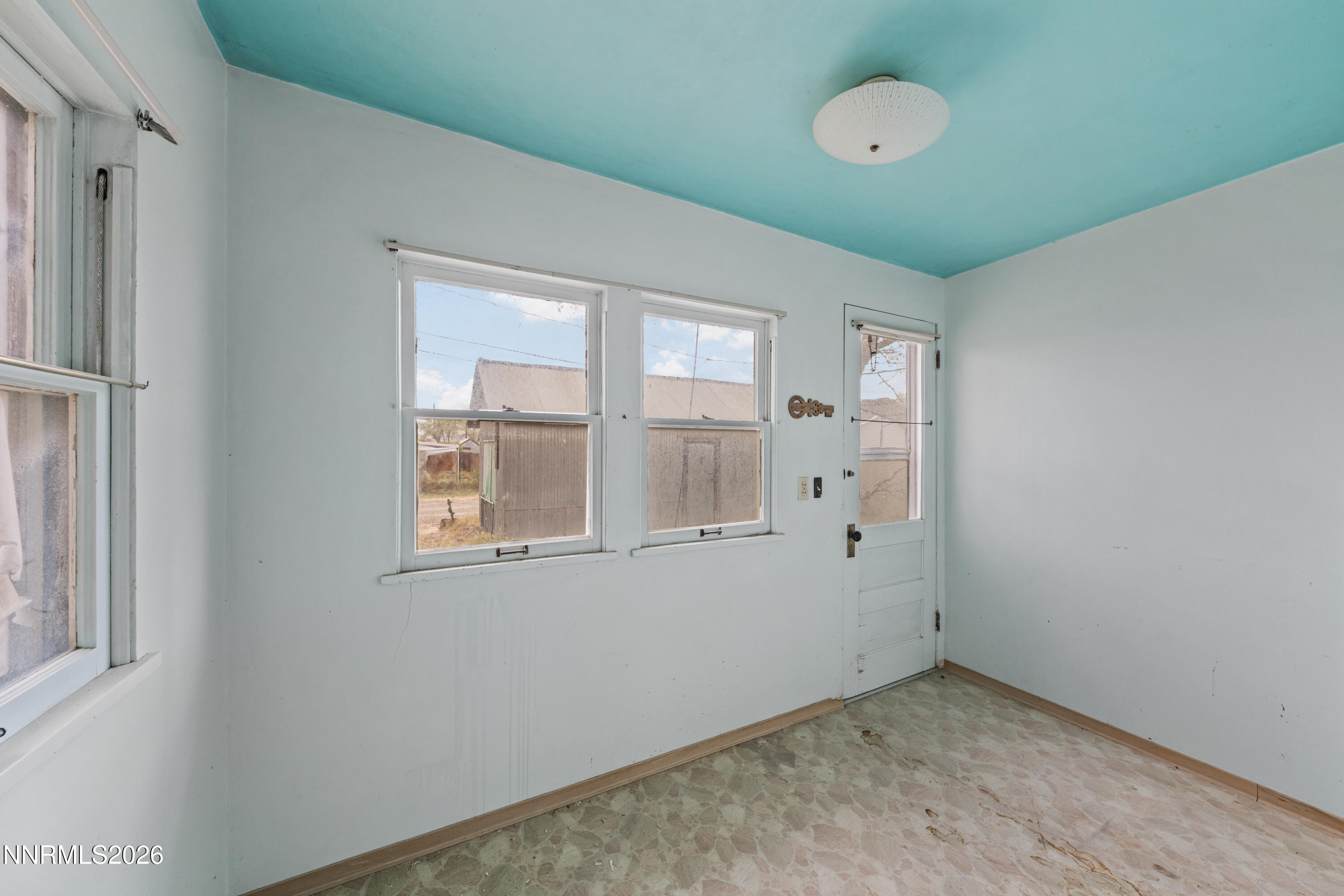 54 W 4th Street Property Photo 32
