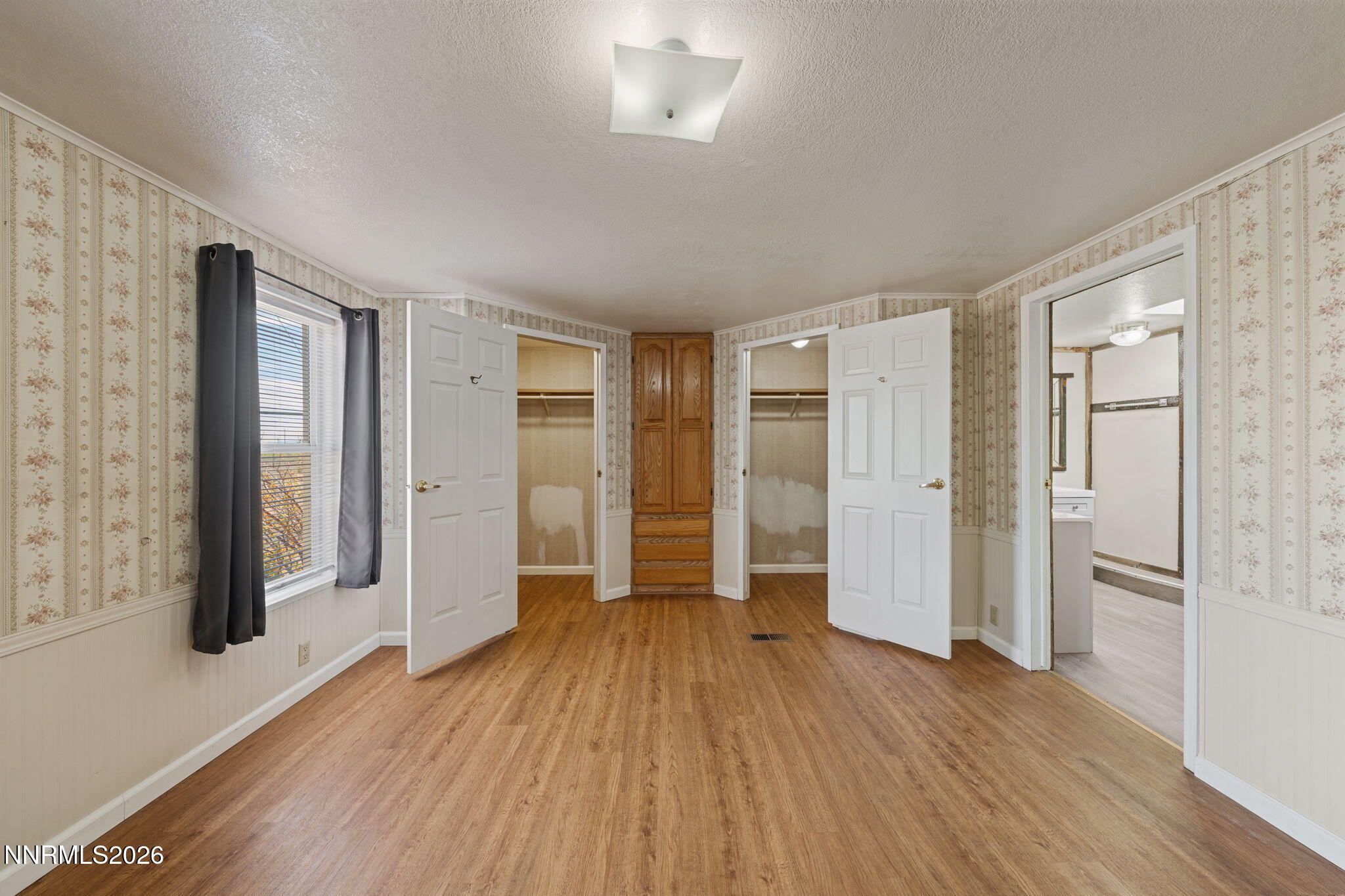 1915 Thomas Jefferson Avenue Property Photo 39