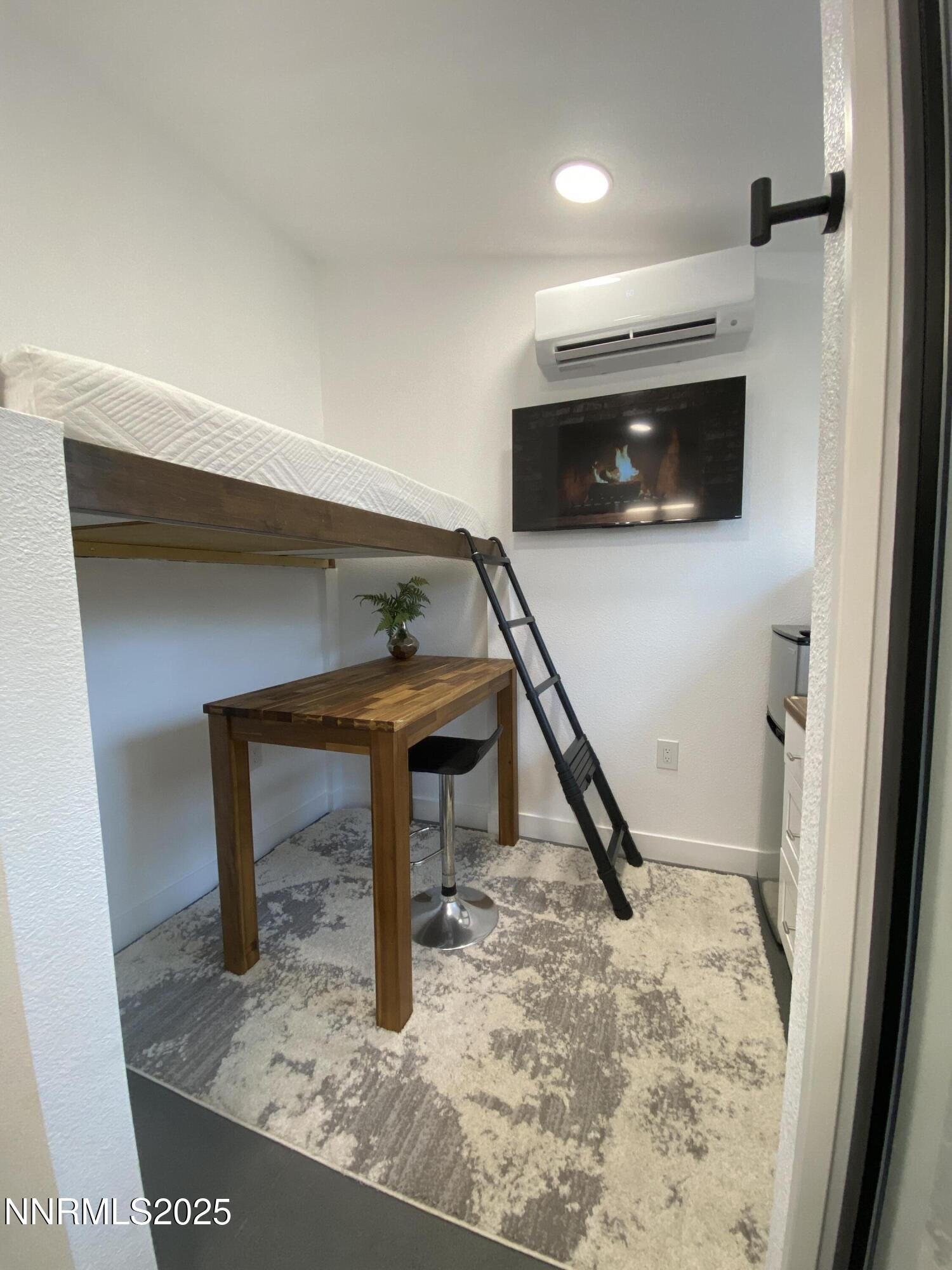 99 Bartlett Street Property Photo 29