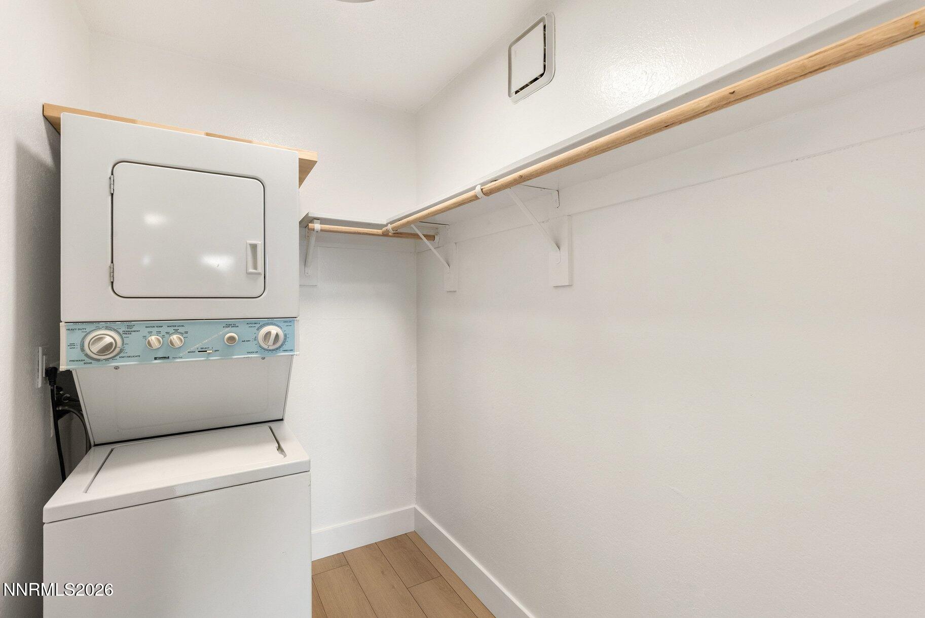 3935 Clear Acre Lane Apt 211 Property Photo 11