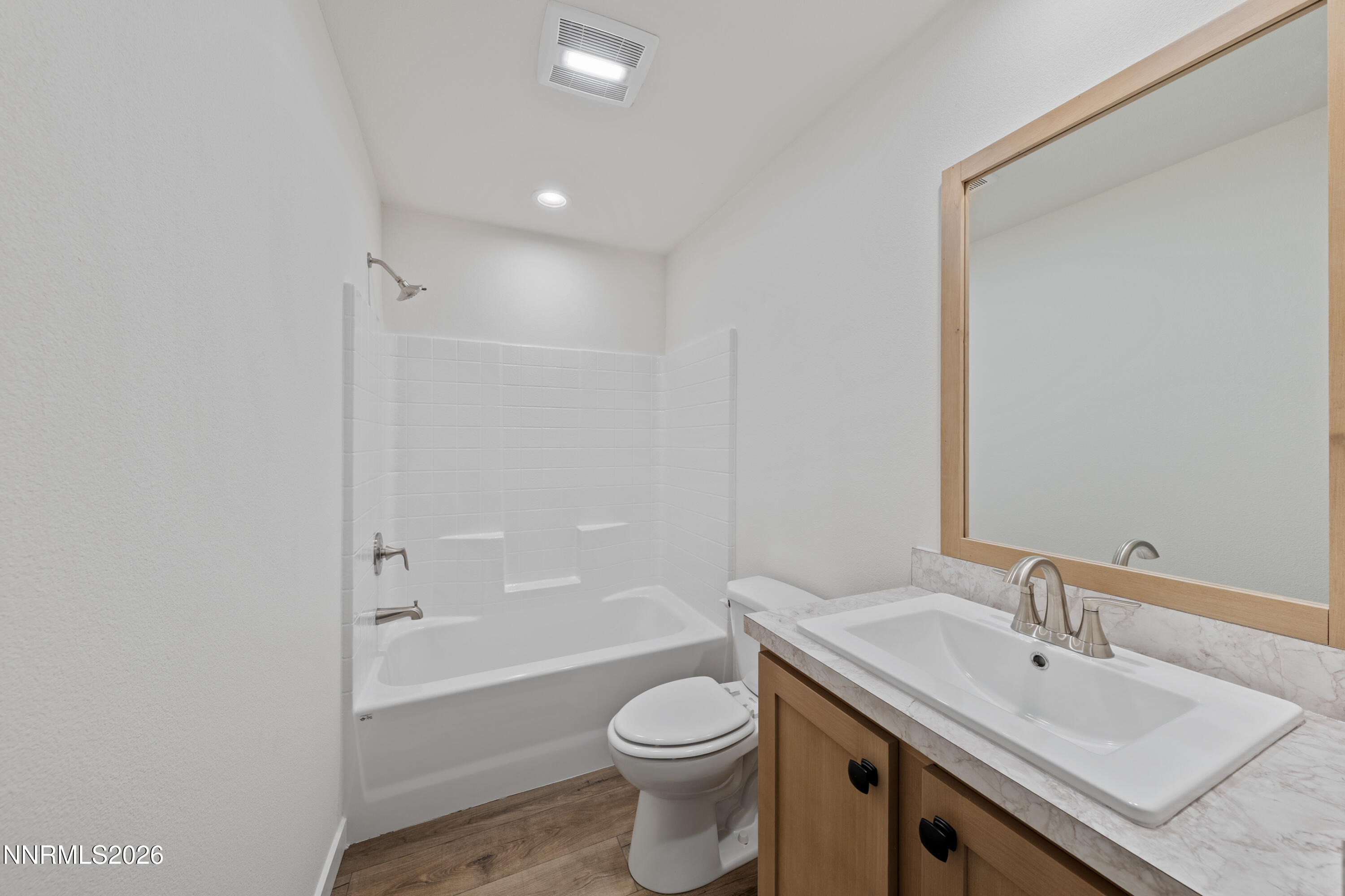 125 Fireman Row Property Photo 18