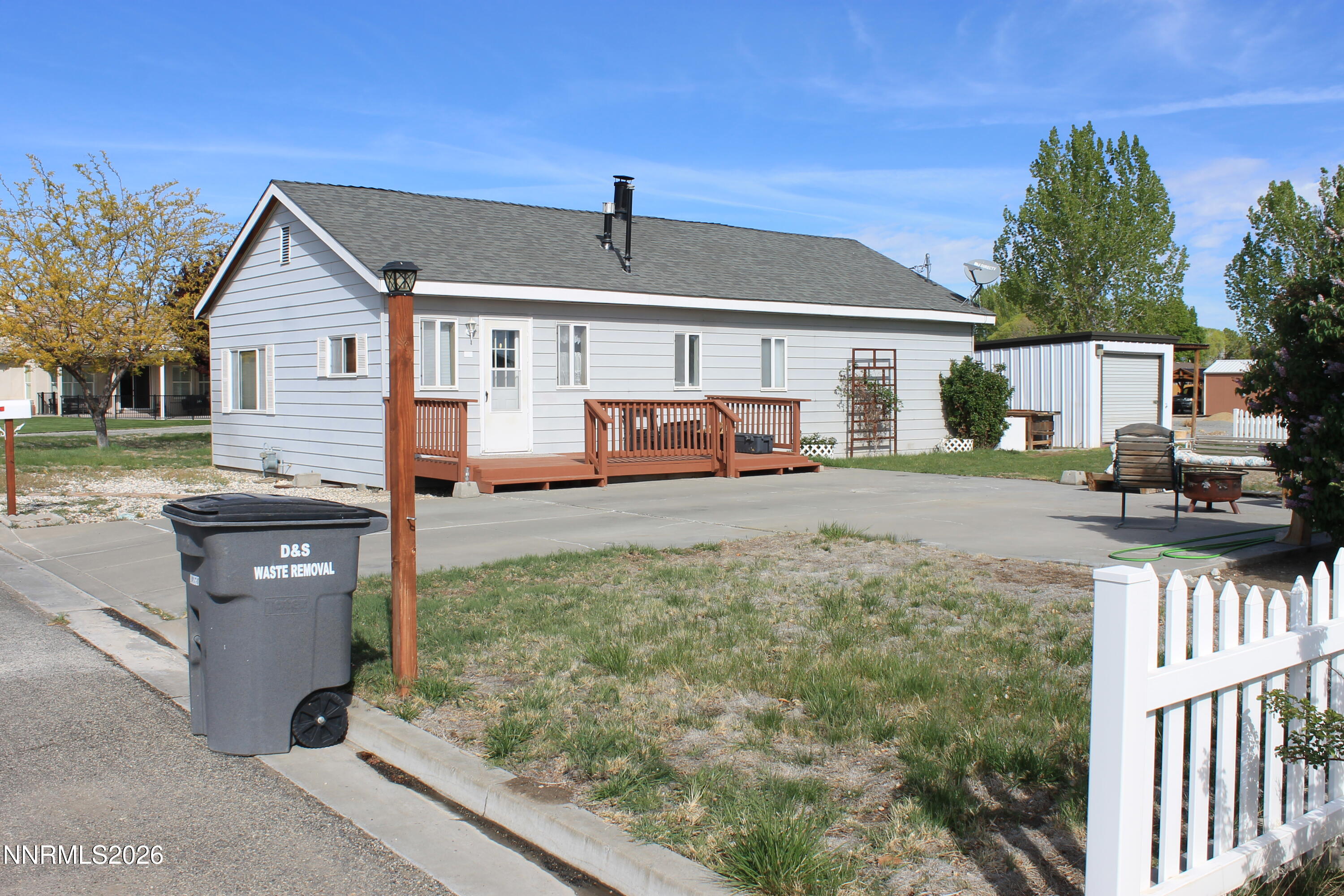 320 Reyes Way Property Photo 3