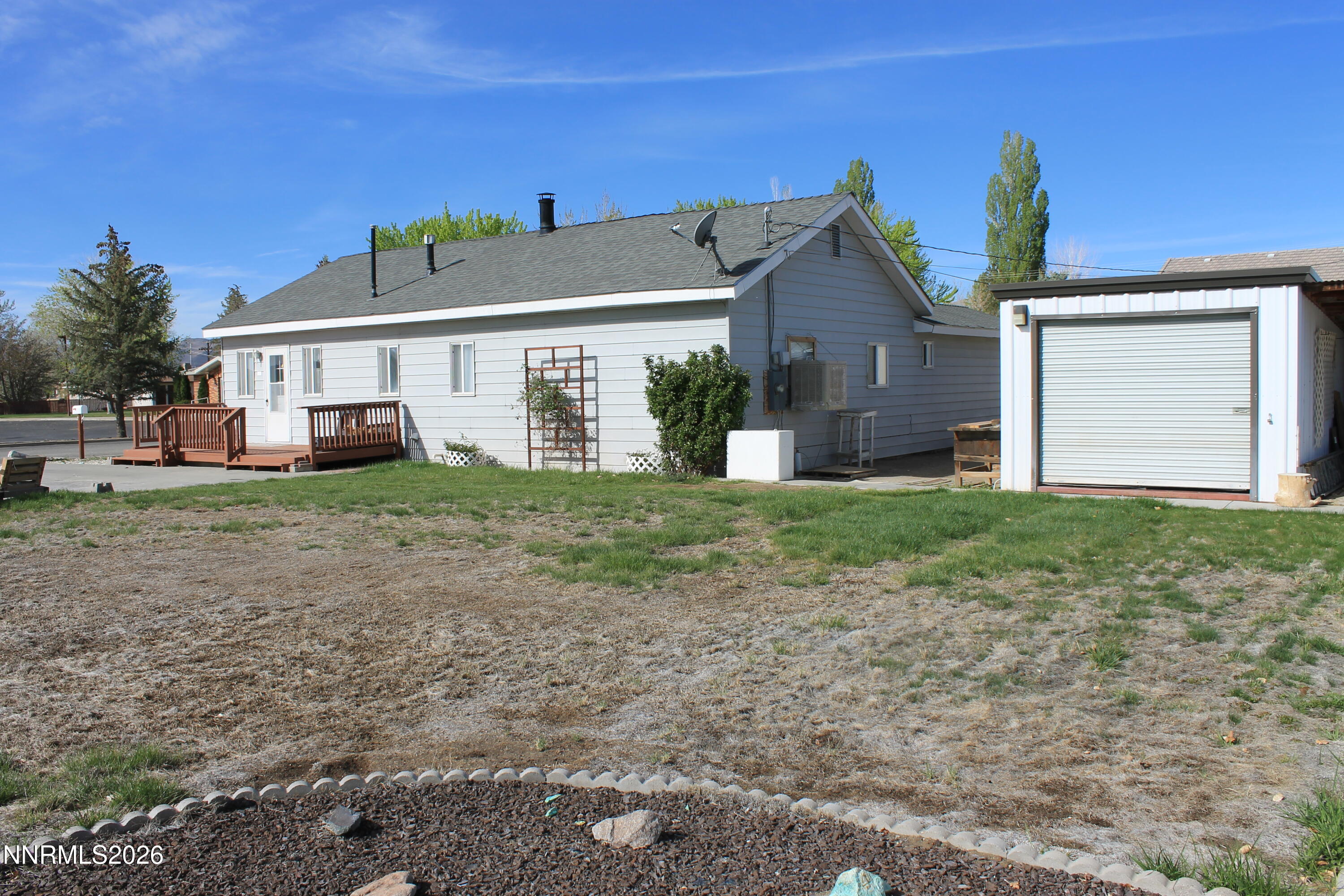 320 Reyes Way Property Photo 5
