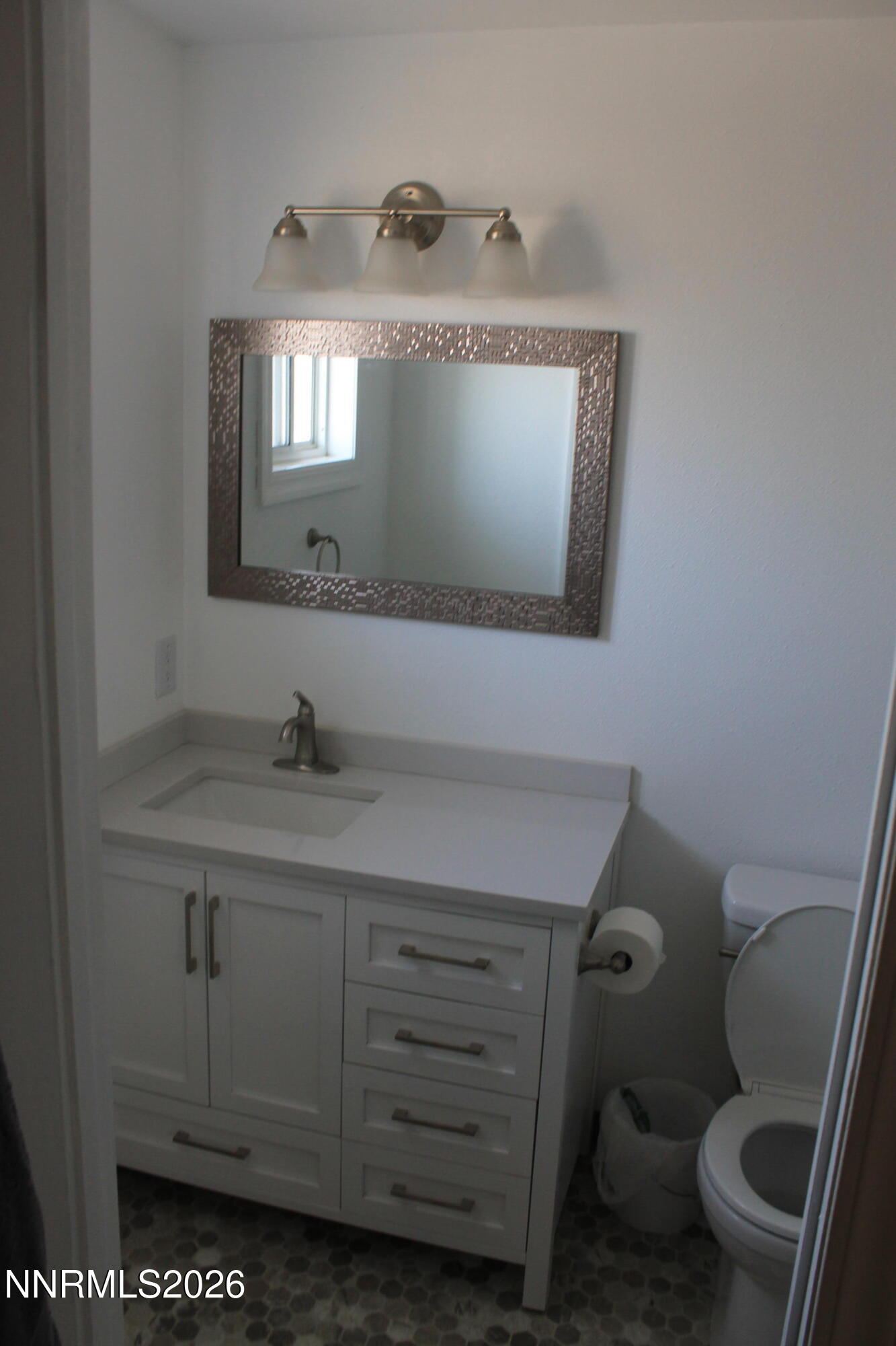 320 Reyes Way Property Photo 18