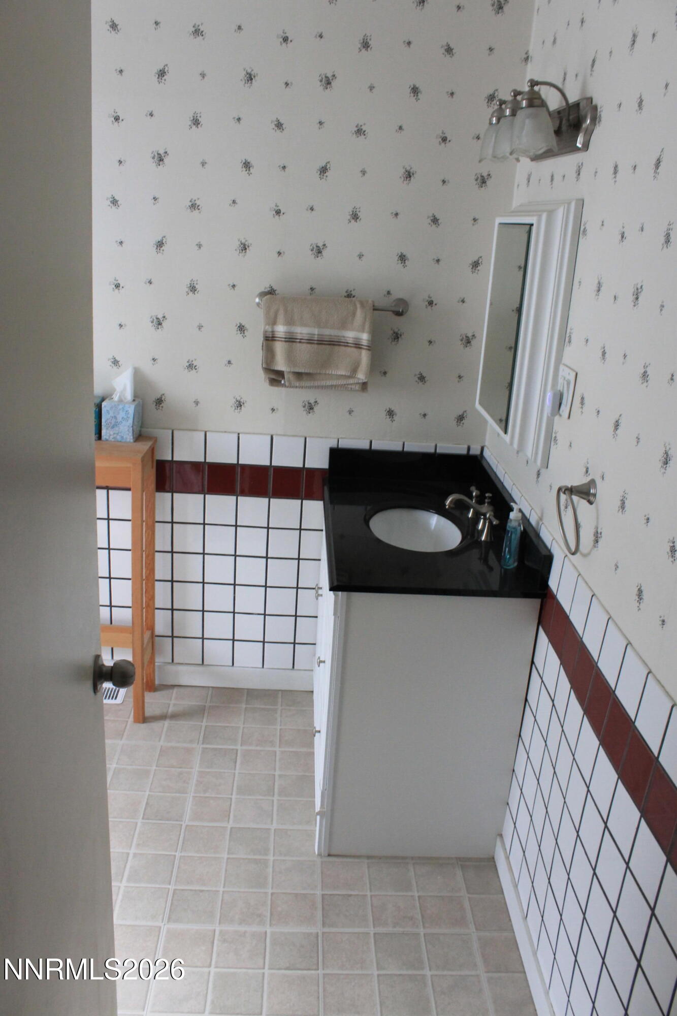 320 Reyes Way Property Photo 22