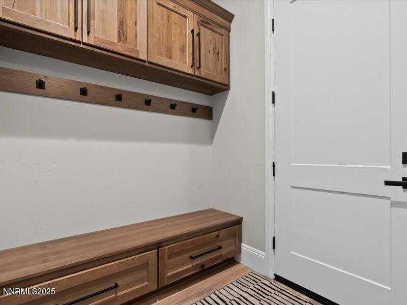 8 High Camp Court Property Photo 22