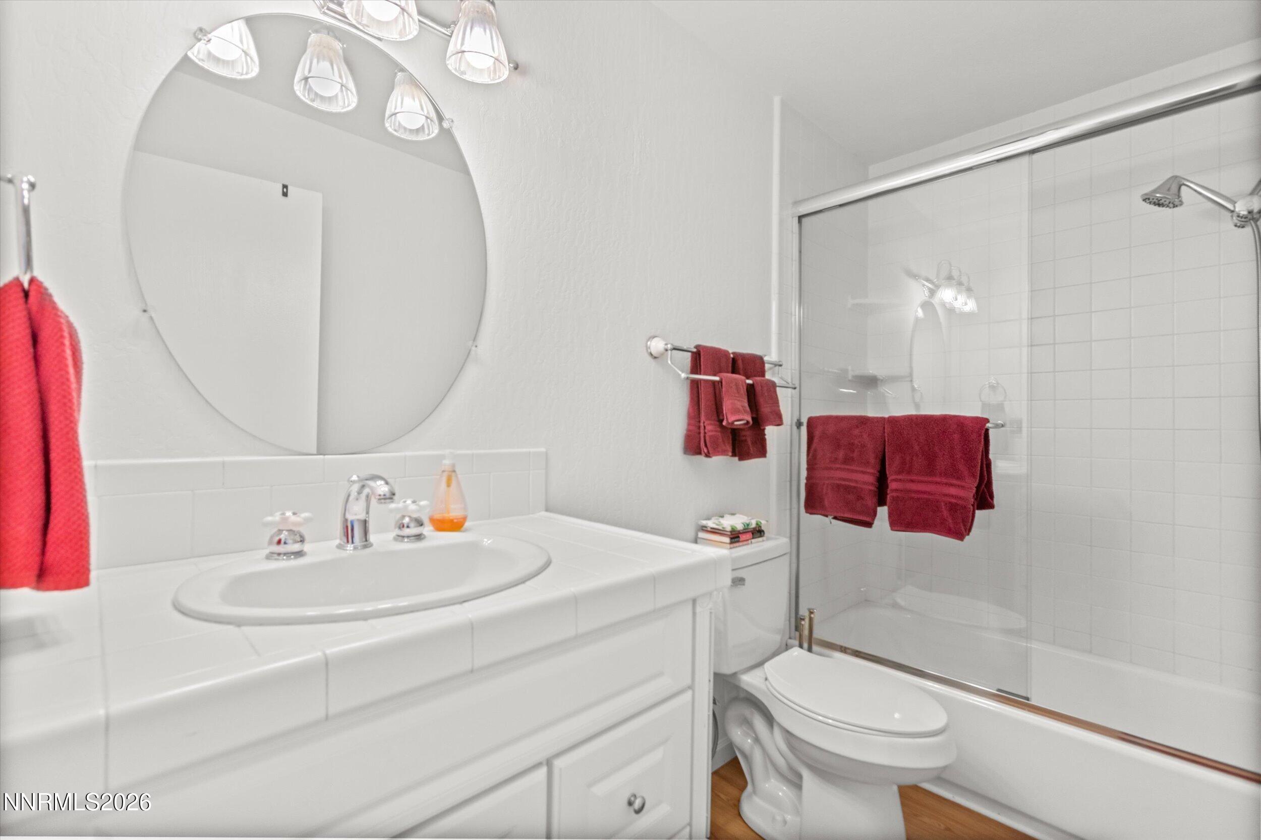524 Island Avenue Property Photo 23