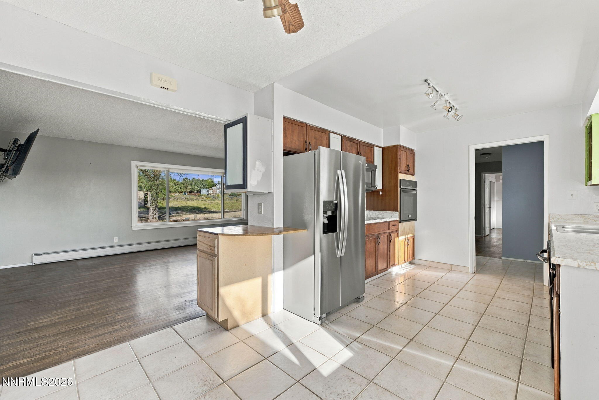 10705 Santa Fe Road Property Photo 2