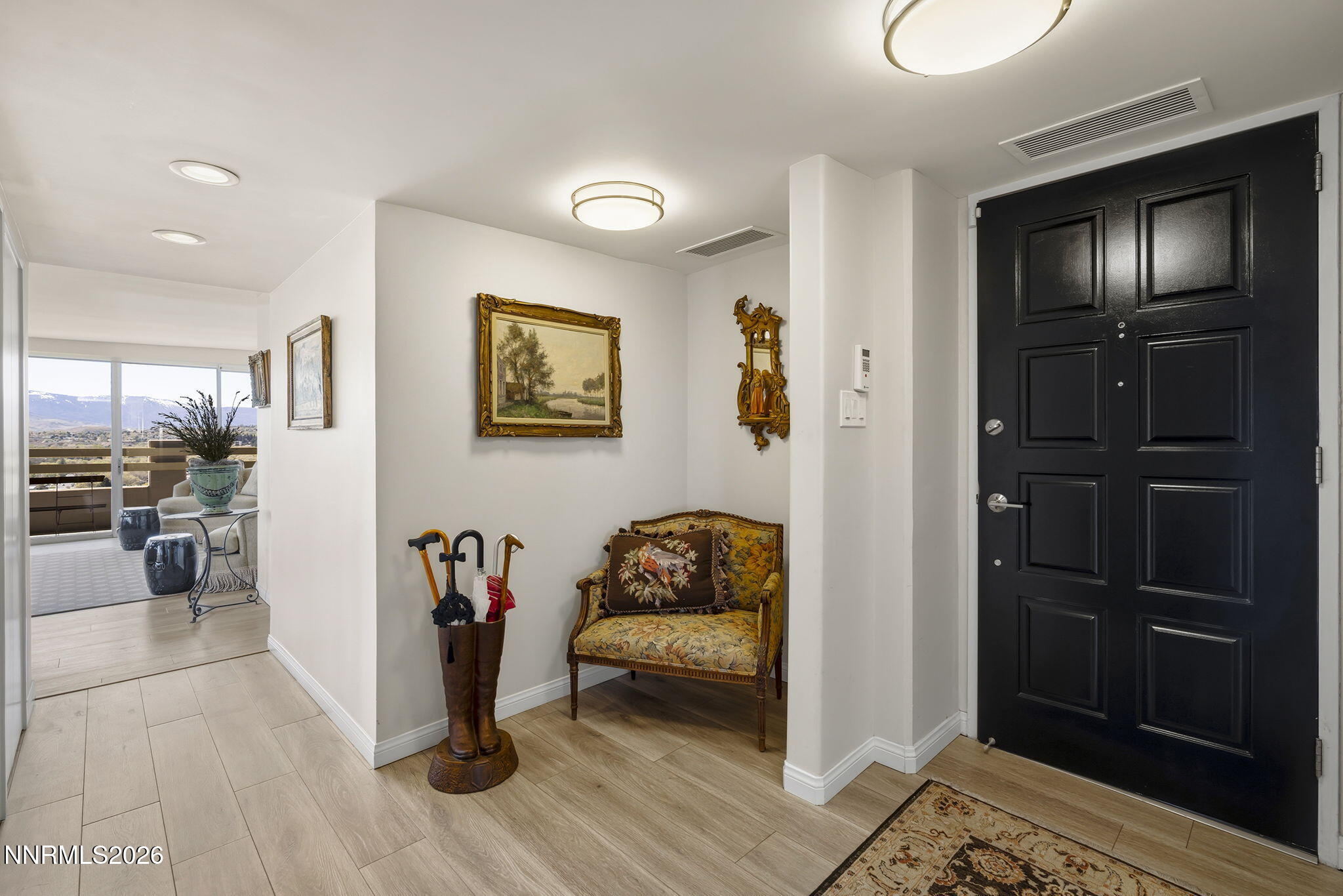 100 N Arlington Avenue 17 E & F Property Photo 6