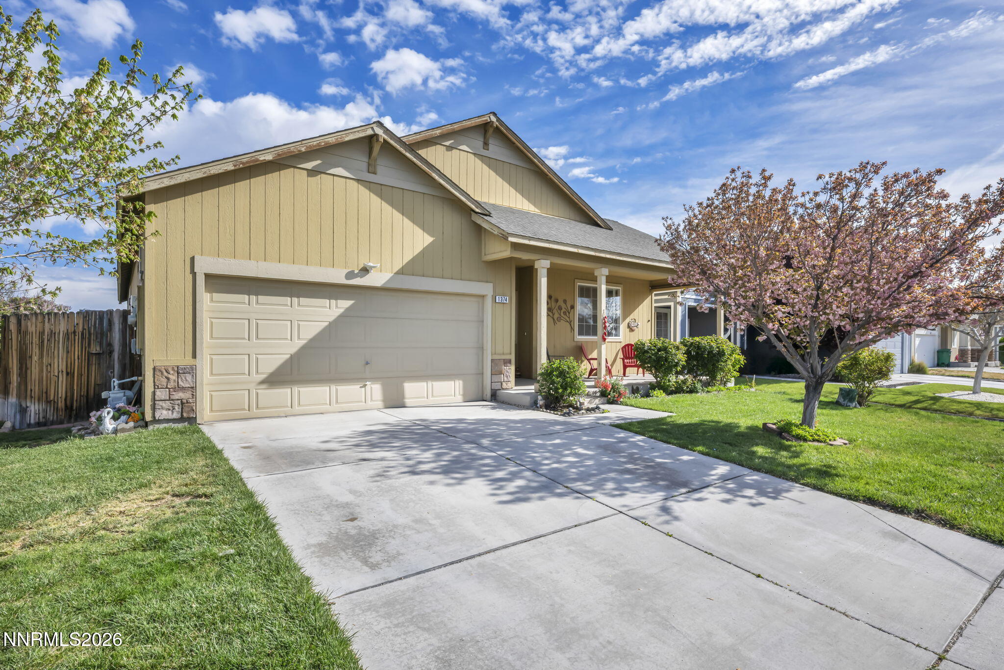 1374 Mountain Rose Drive Property Photo 1