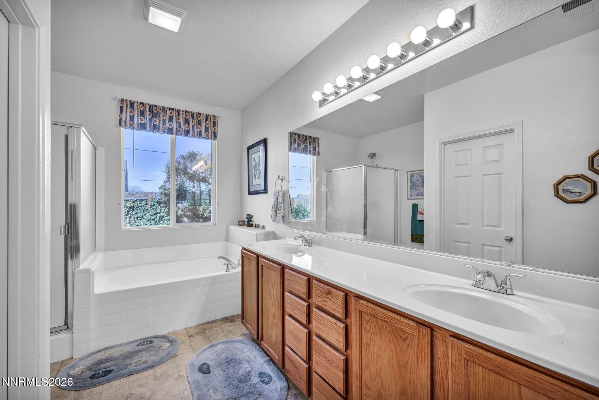 1374 Mountain Rose Drive Property Photo 14