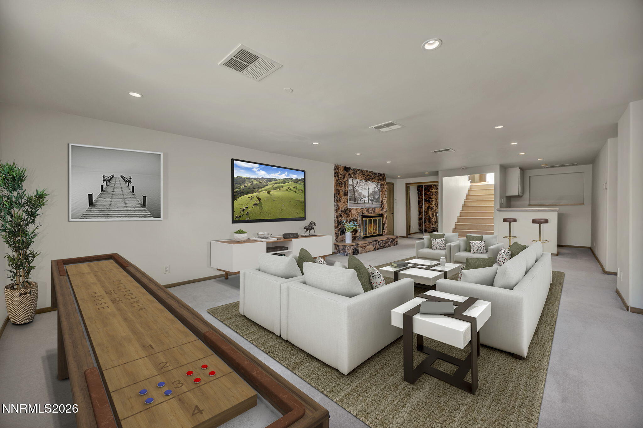 2570 Spinnaker Drive Property Photo 8