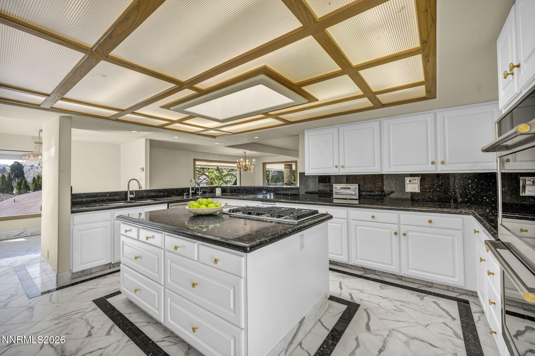 2570 Spinnaker Drive Property Photo 12
