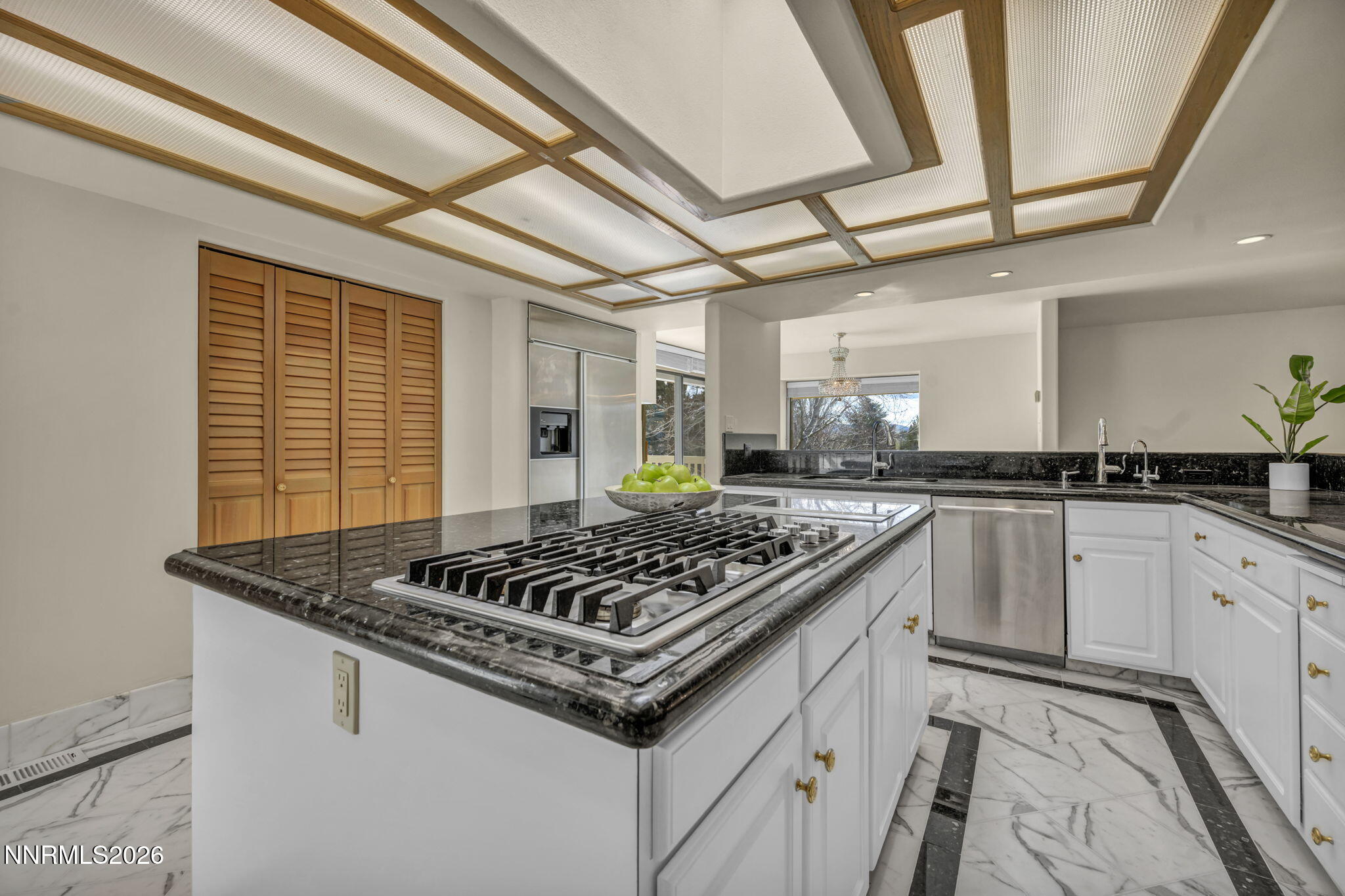 2570 Spinnaker Drive Property Photo 14