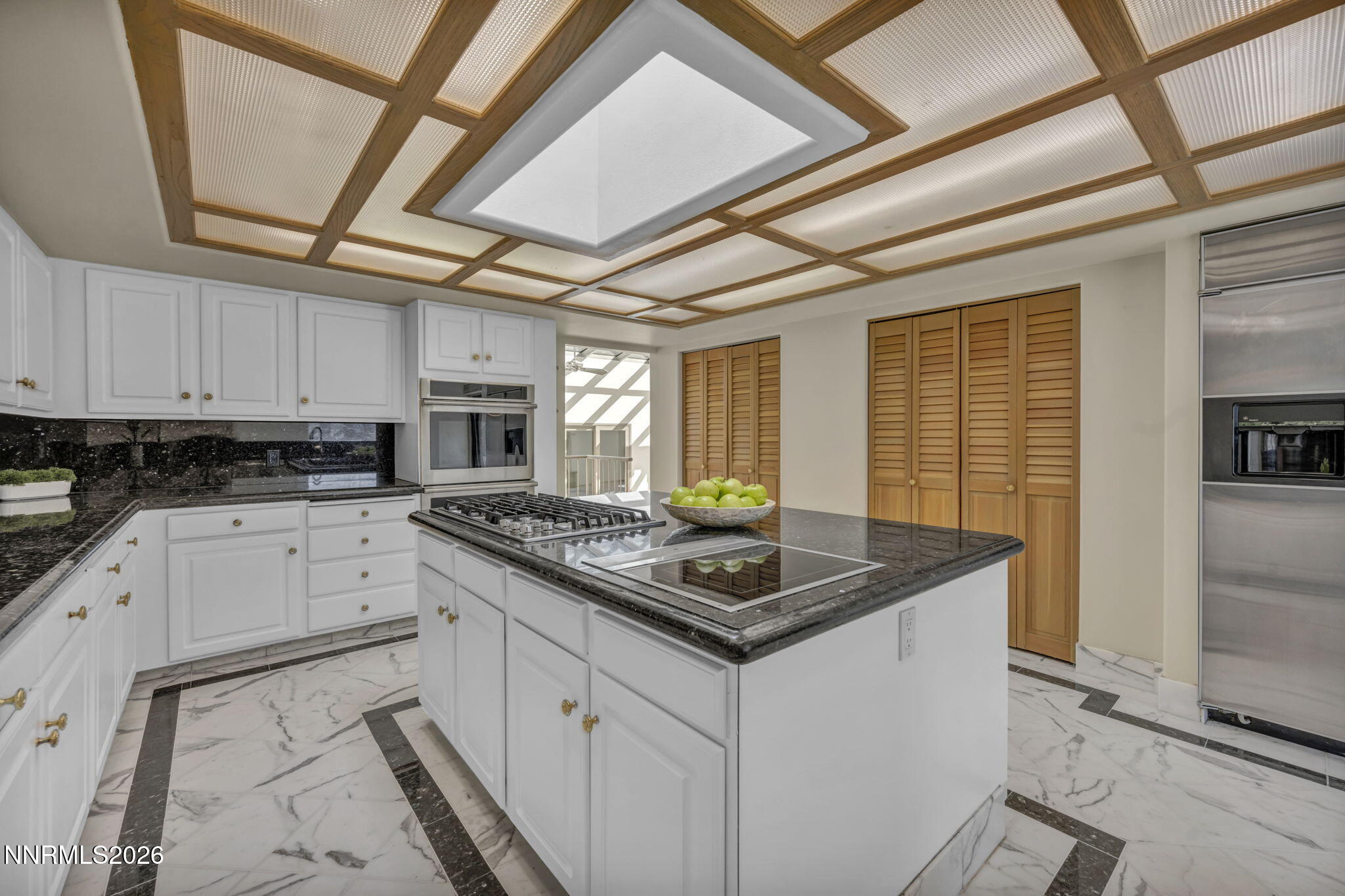 2570 Spinnaker Drive Property Photo 15