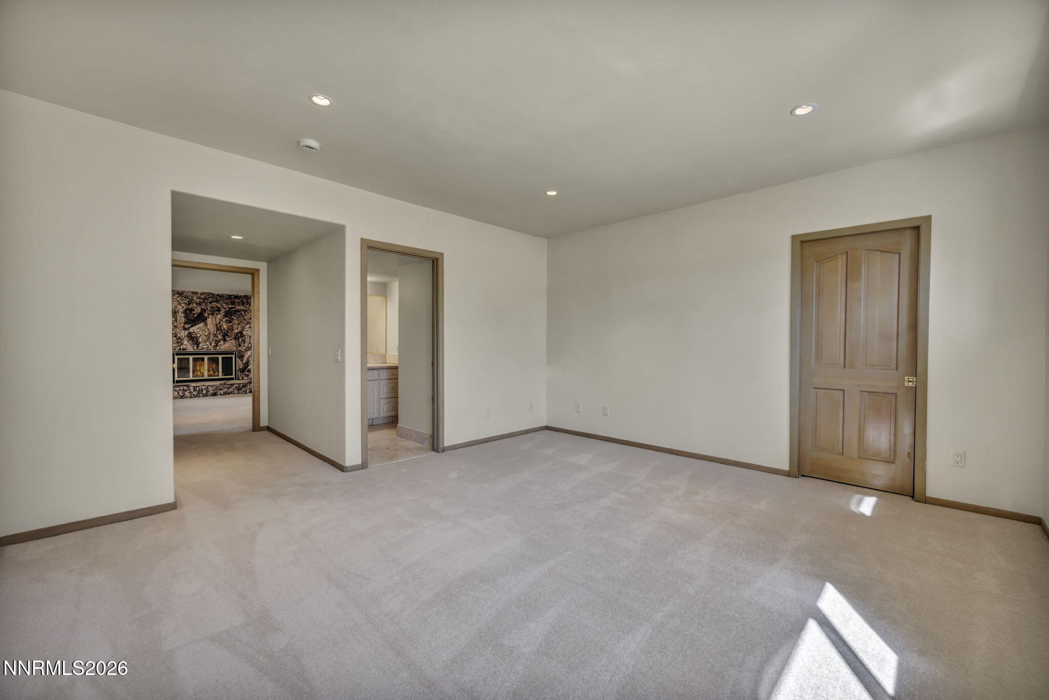 2570 Spinnaker Drive Property Photo 20