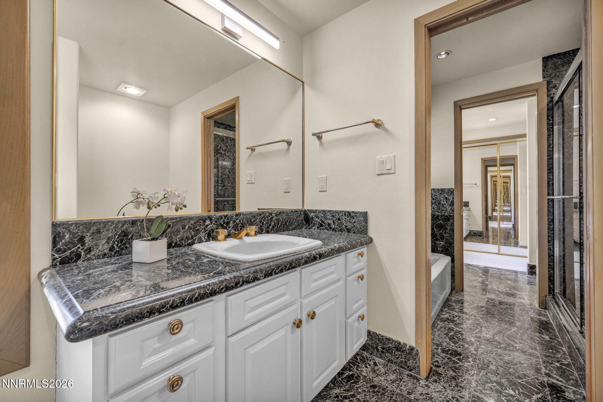 2570 Spinnaker Drive Property Photo 24