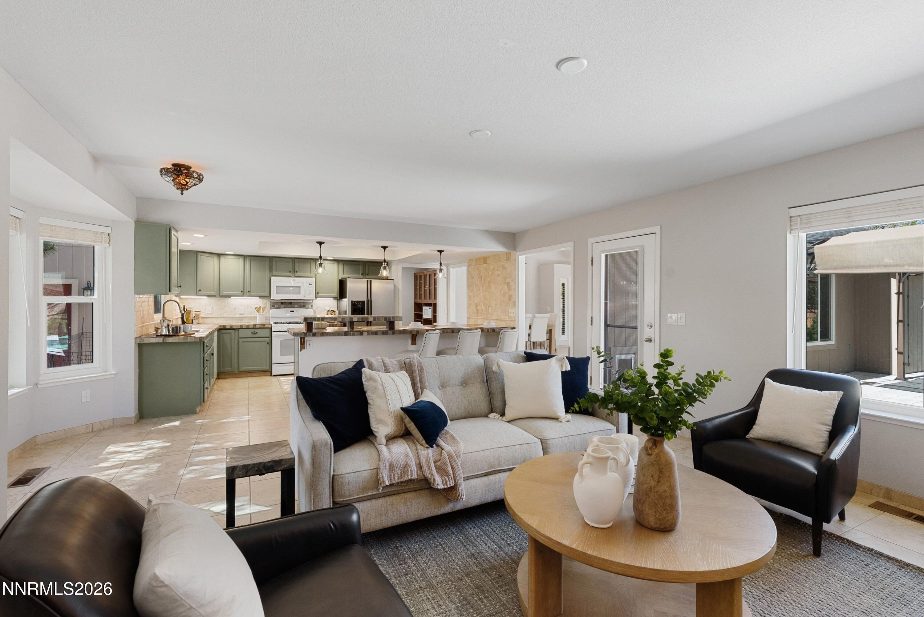 230 Sunlit Terrace Property Photo 8