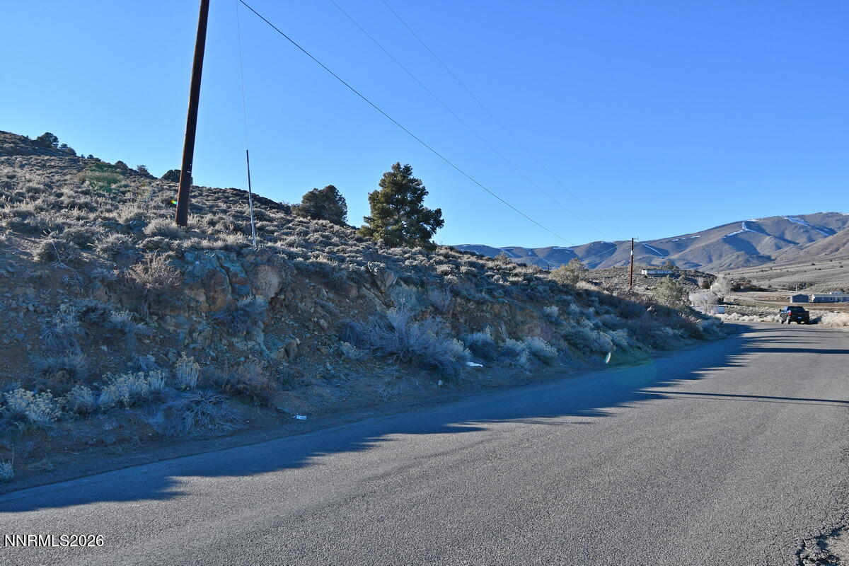 3945 Sandstone Drive Property Photo 13