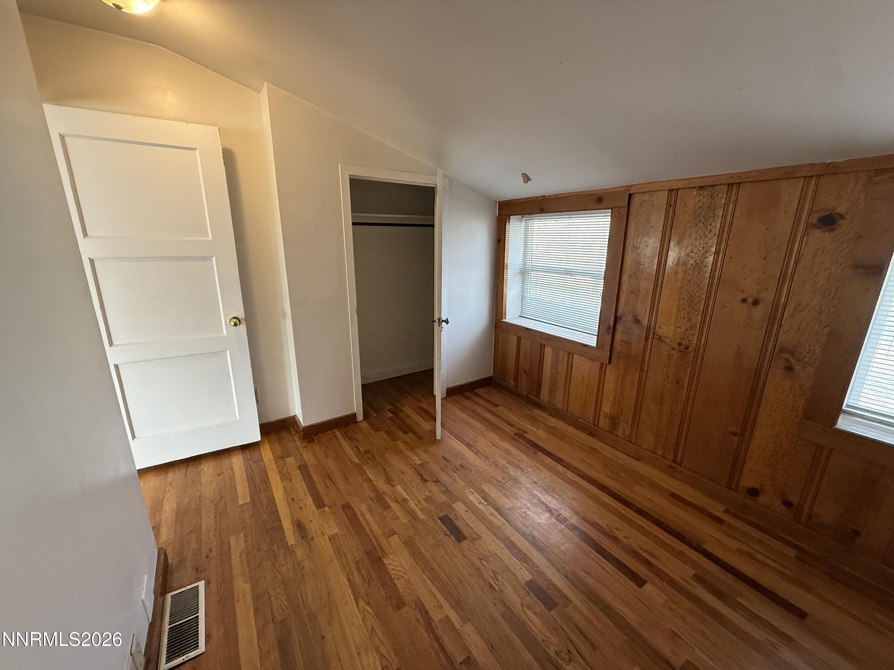 1610 N Stewart Street Property Photo 8