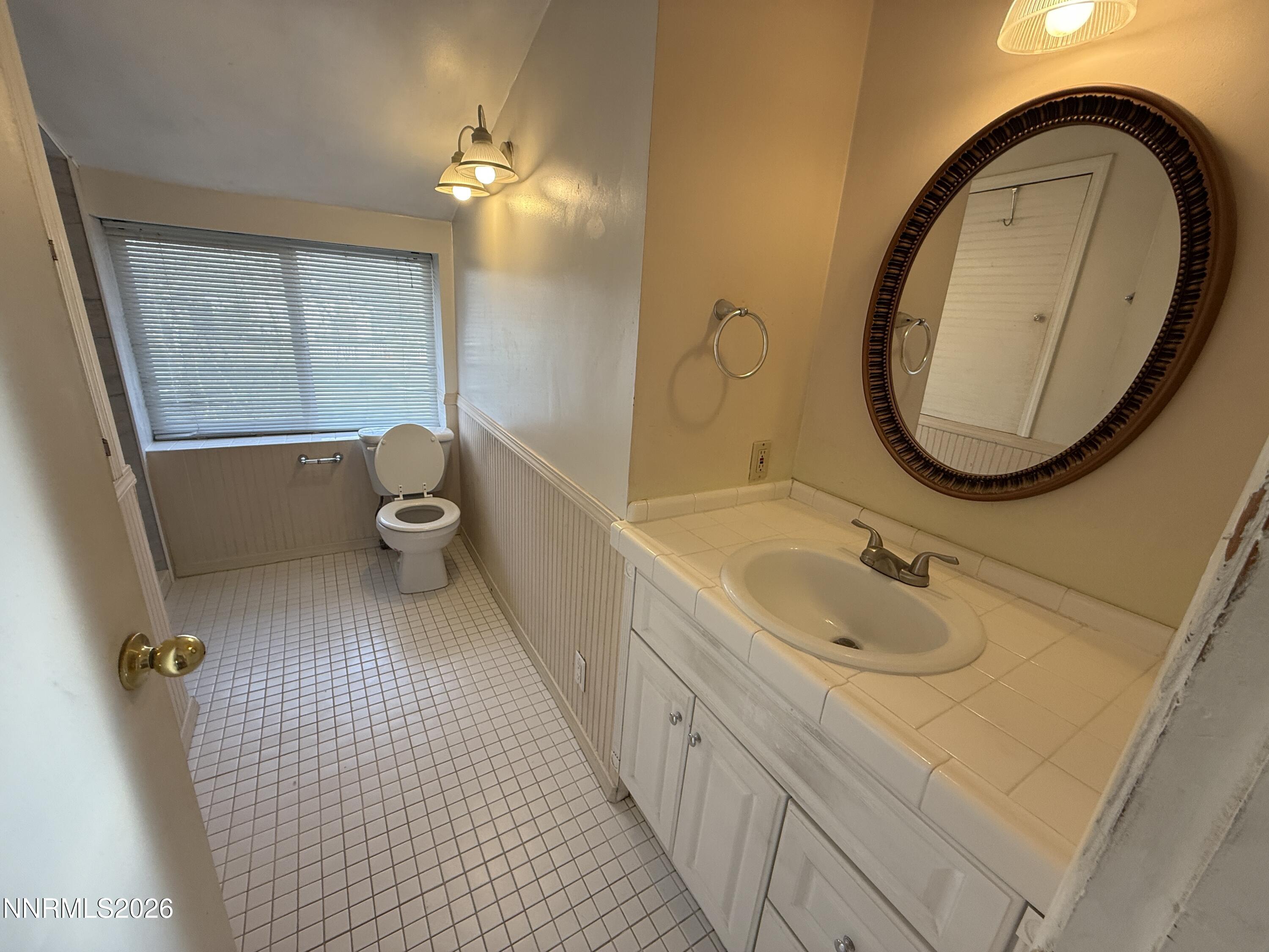 1610 N Stewart Street Property Photo 10